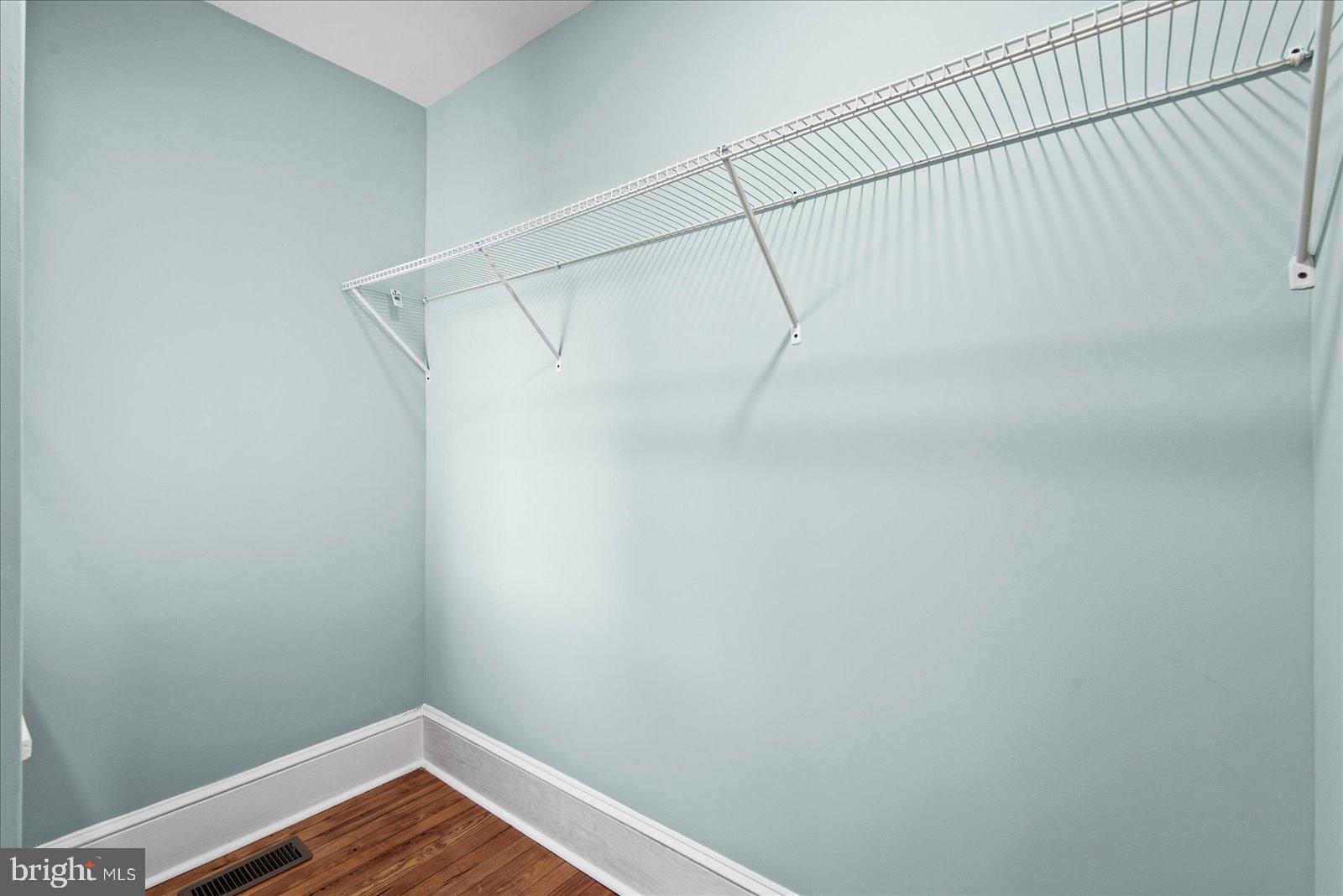 CLASSIC SHORES - Residential