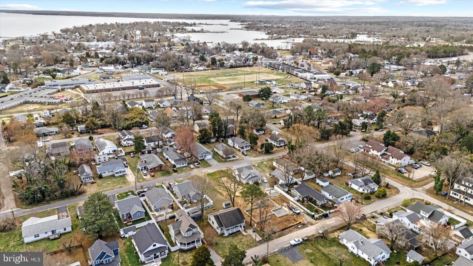 CLASSIC SHORES - Residential