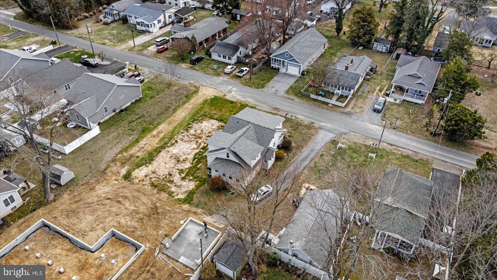 CLASSIC SHORES - Residential