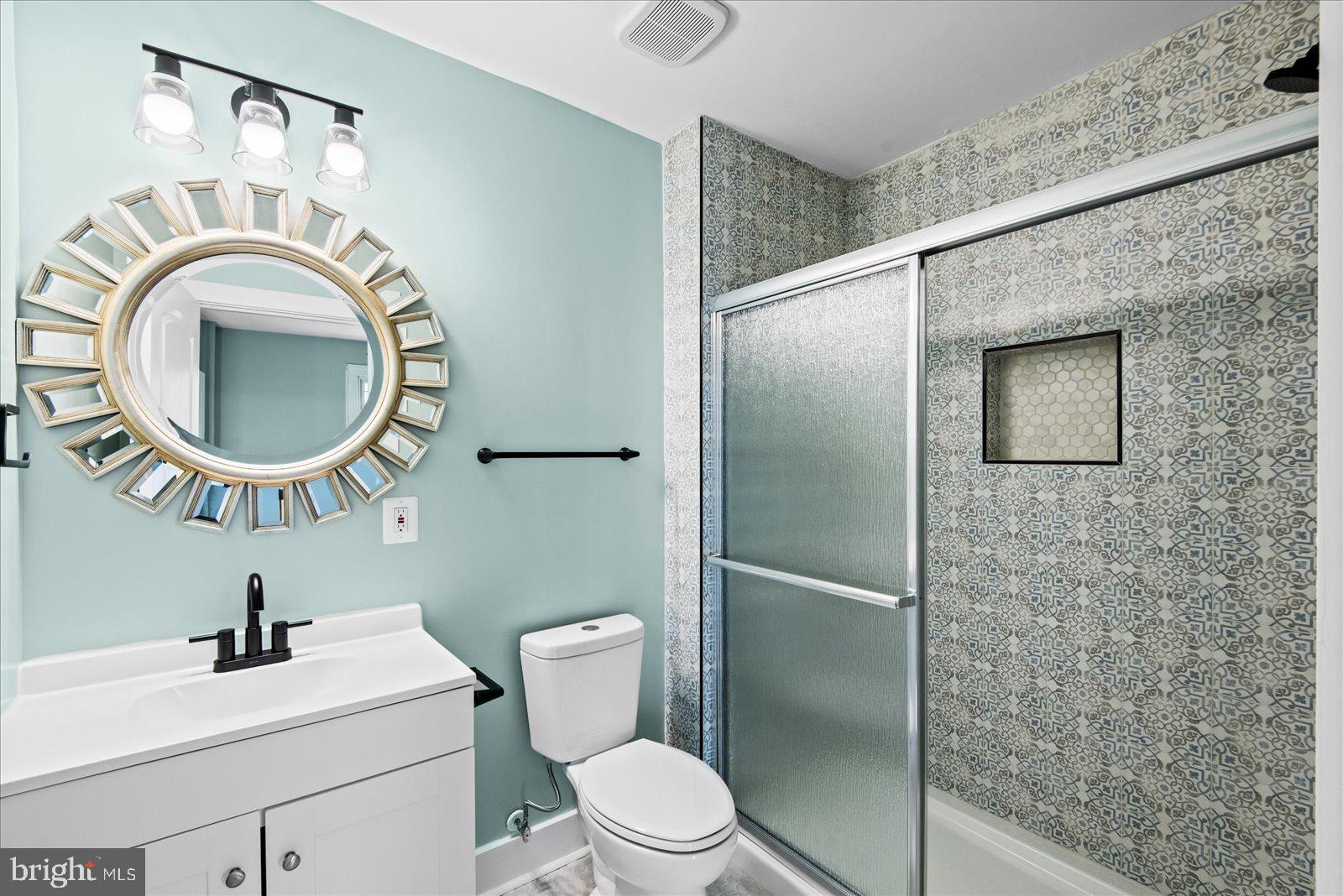 CLASSIC SHORES - Residential