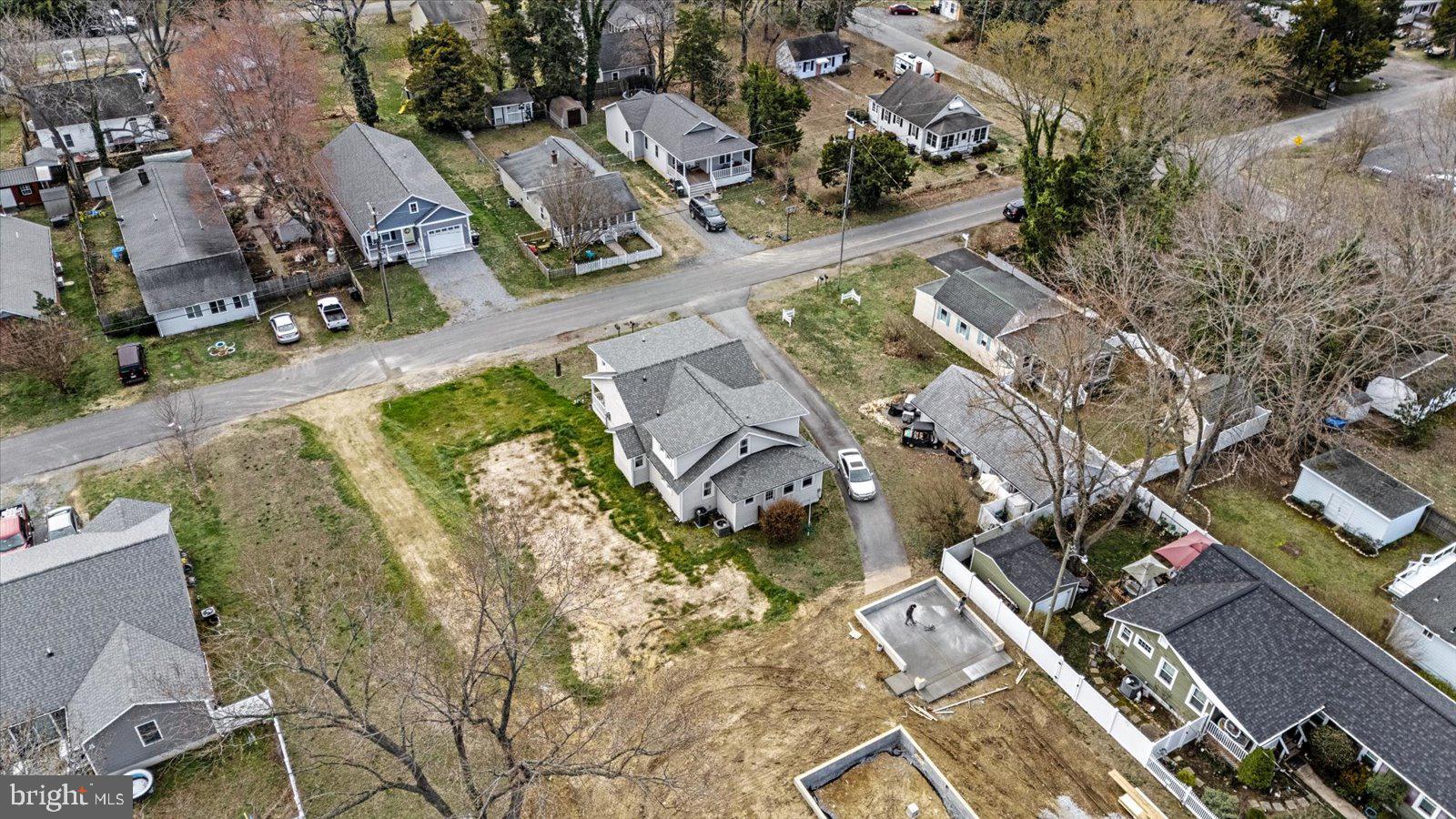 CLASSIC SHORES - Residential