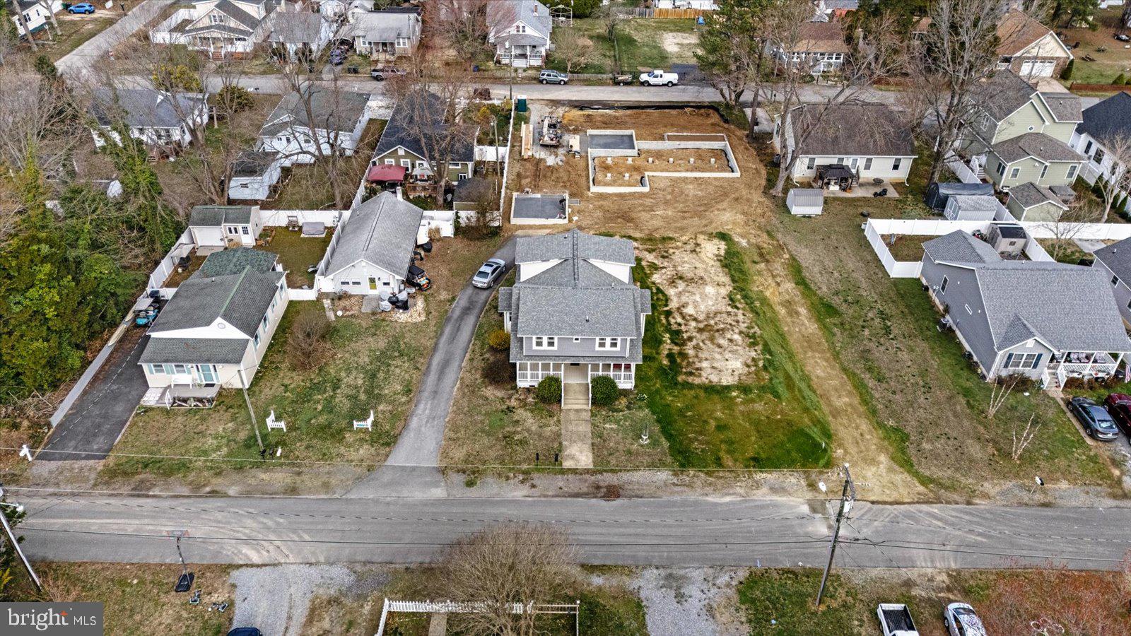 CLASSIC SHORES - Residential