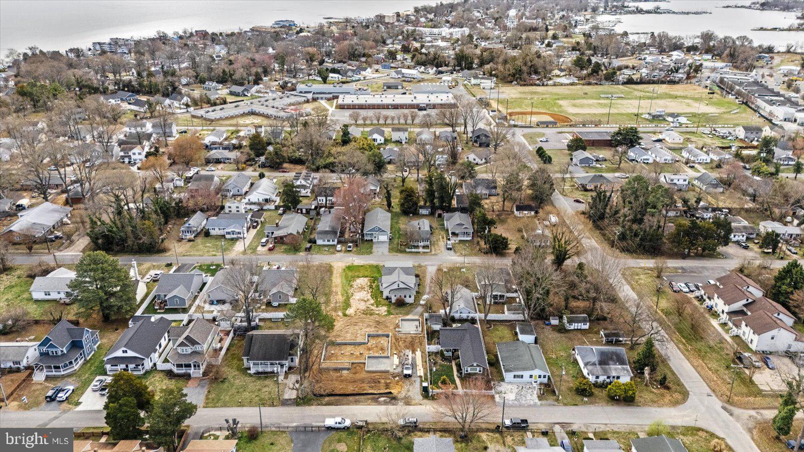 CLASSIC SHORES - Residential