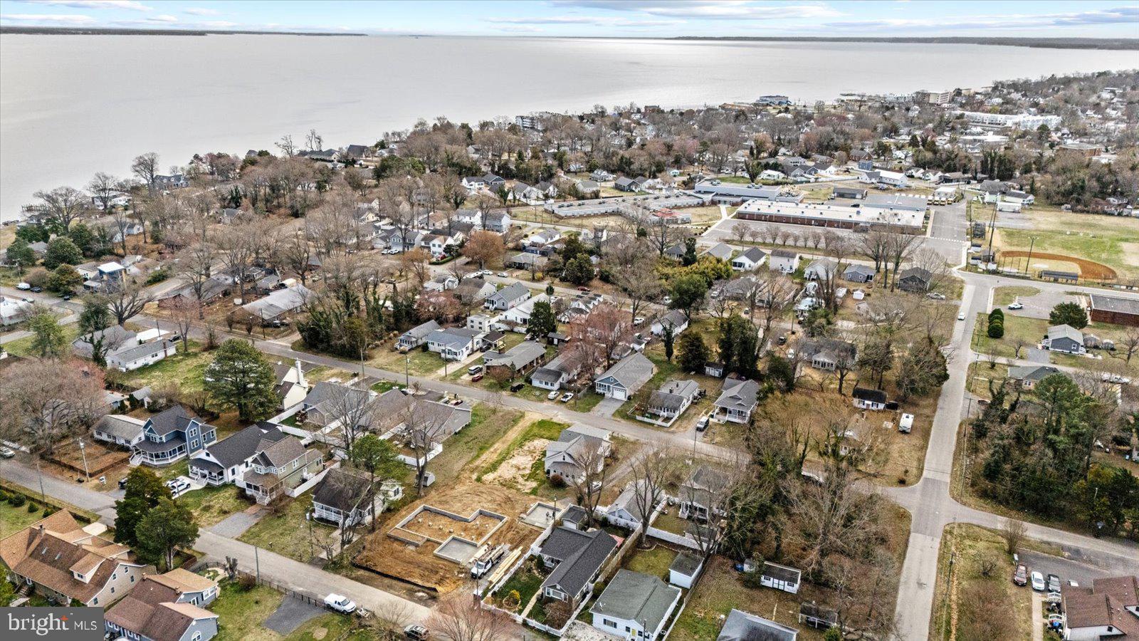 CLASSIC SHORES - Residential