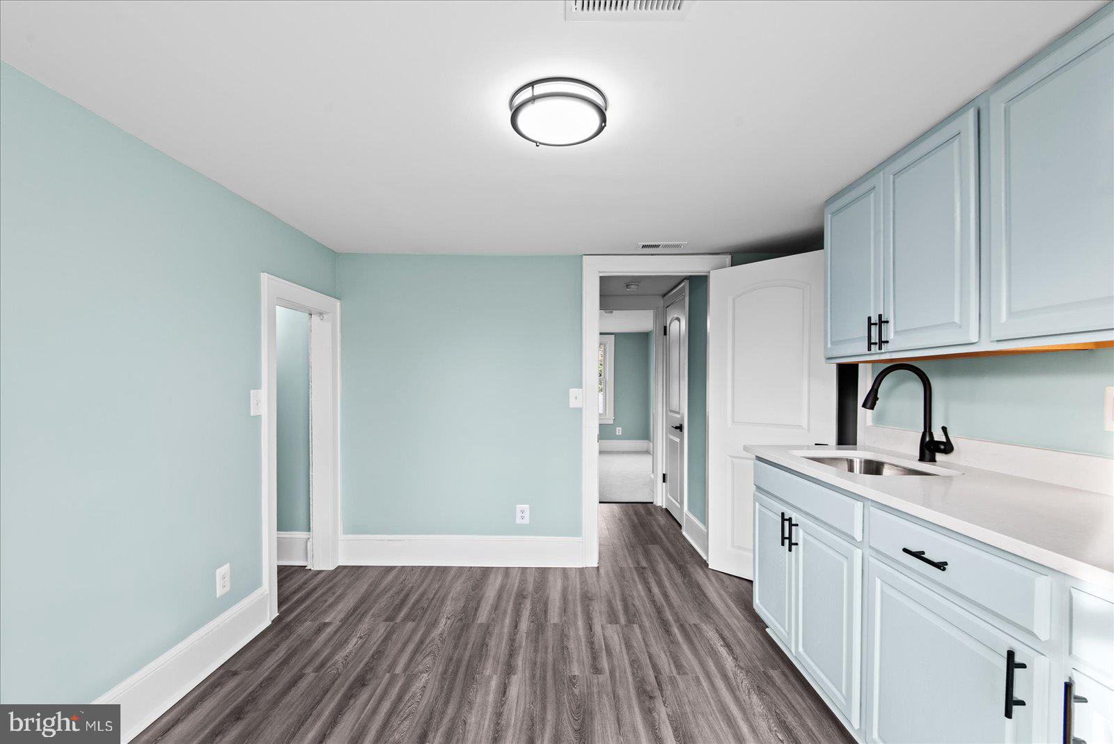 CLASSIC SHORES - Residential