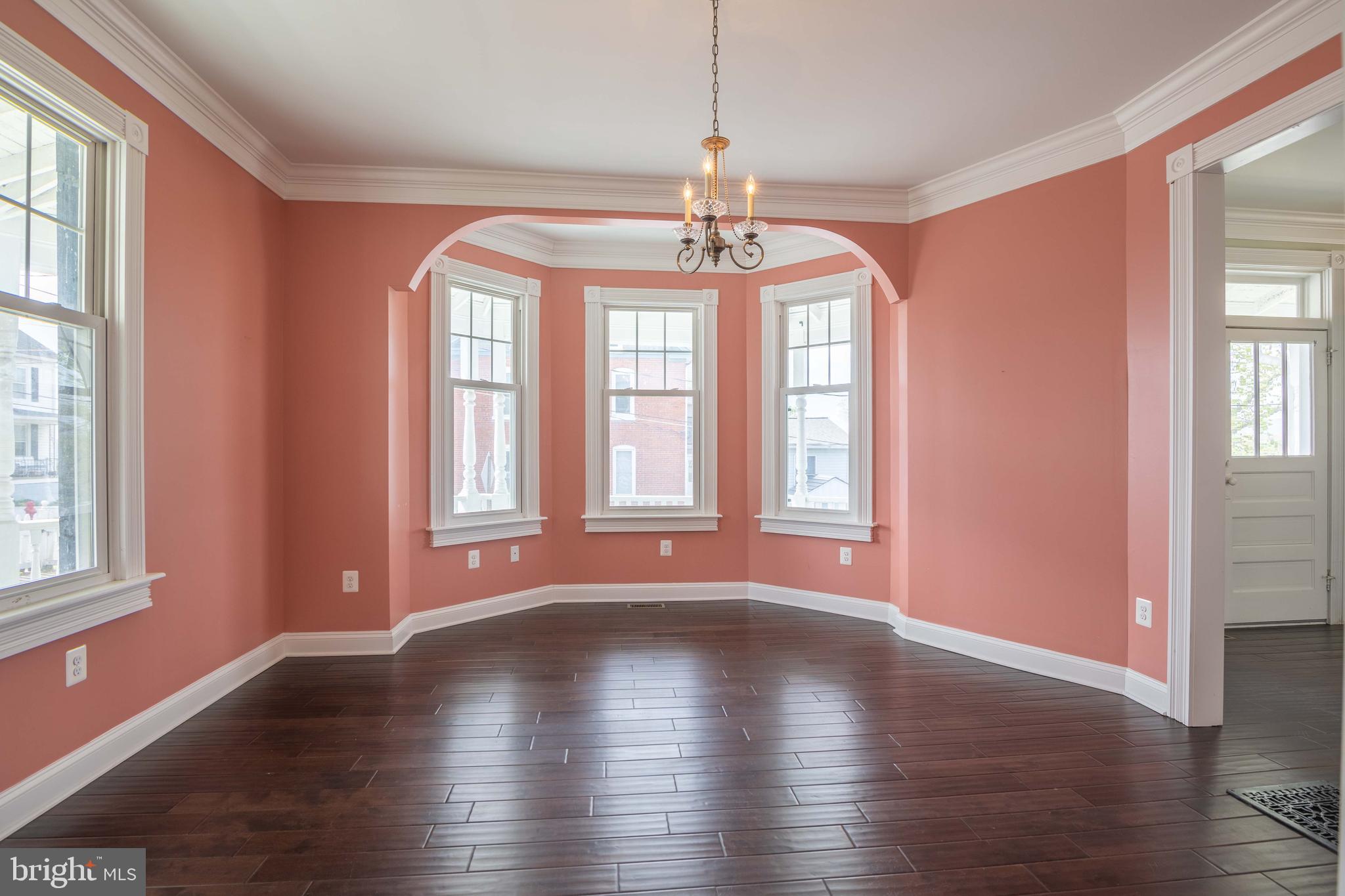 BRUNSWICK - Residential