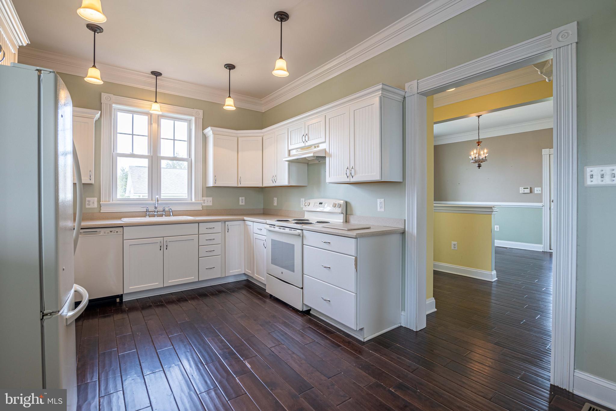 BRUNSWICK - Residential