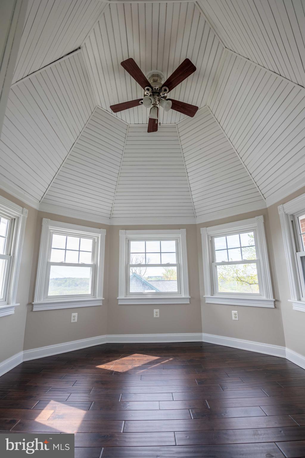 BRUNSWICK - Residential