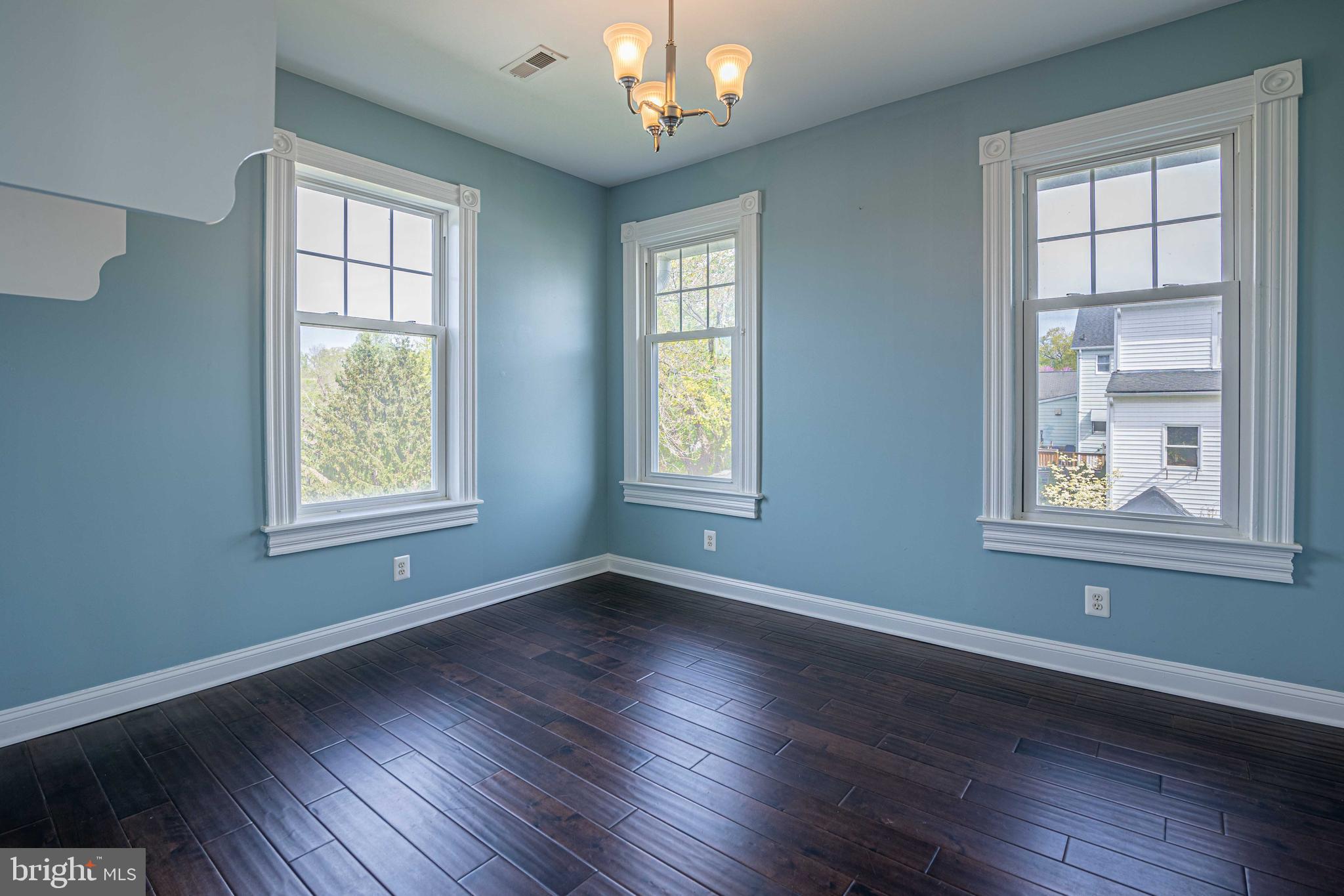 BRUNSWICK - Residential