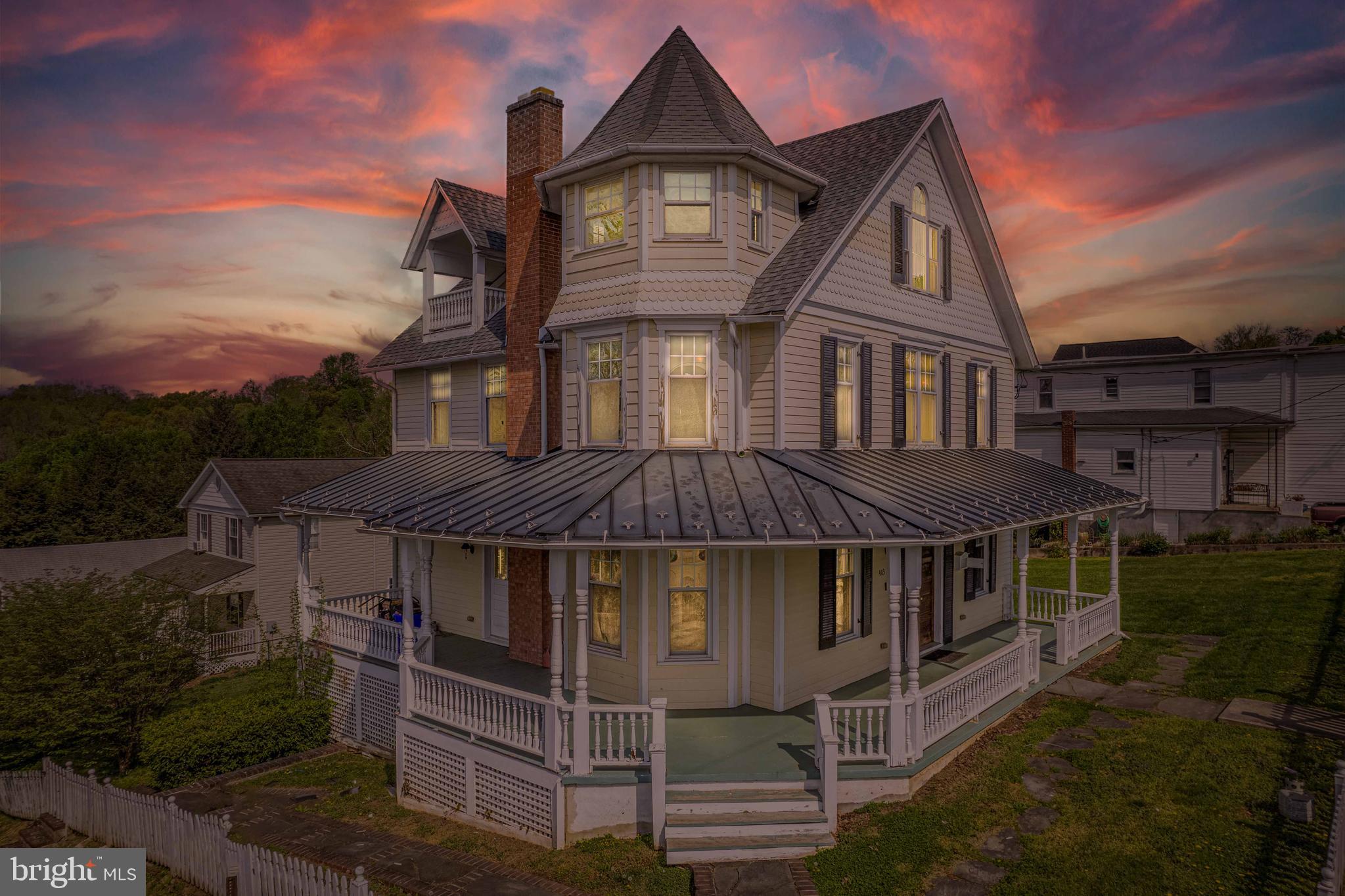 BRUNSWICK - Residential