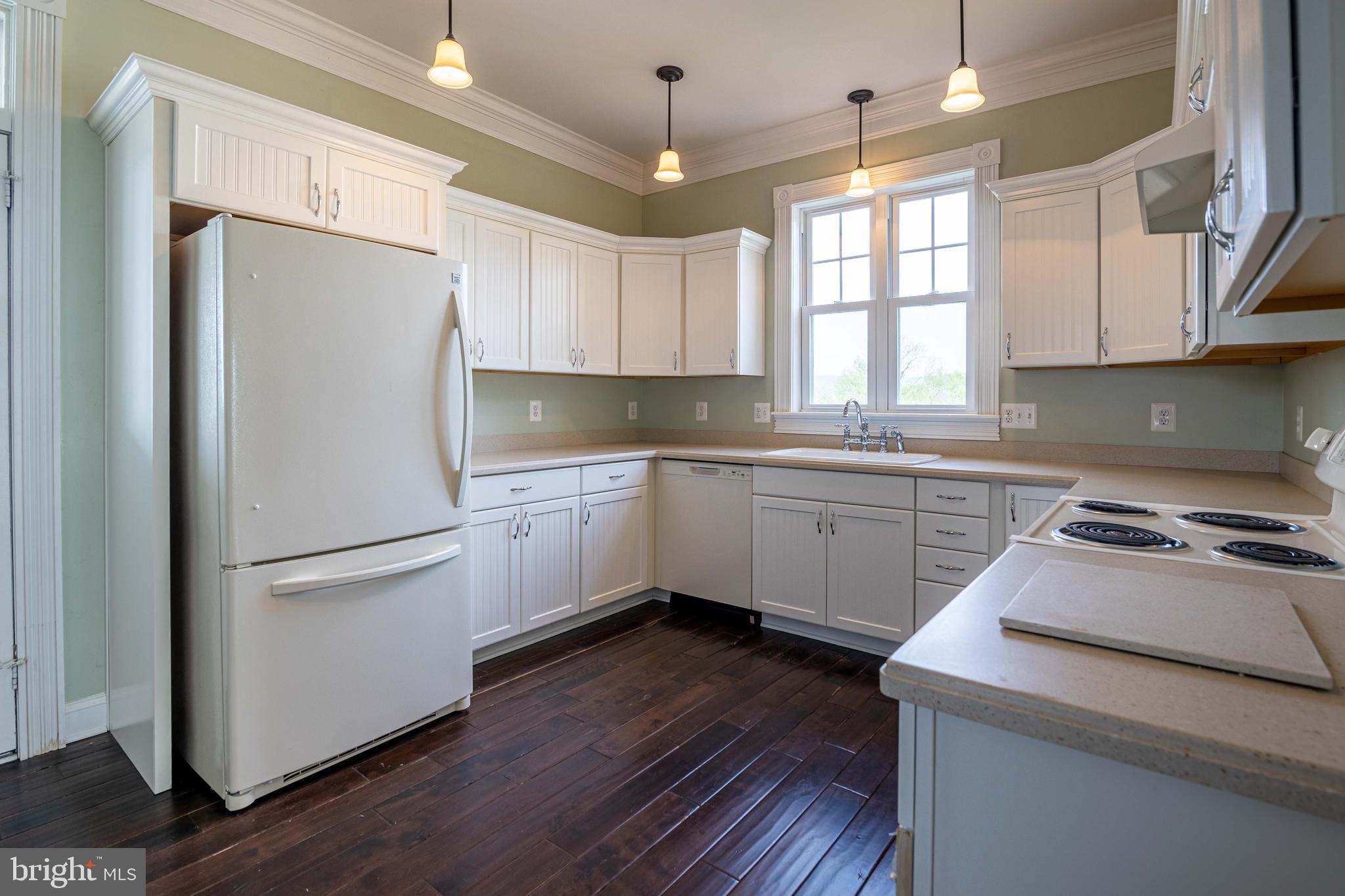 BRUNSWICK - Residential