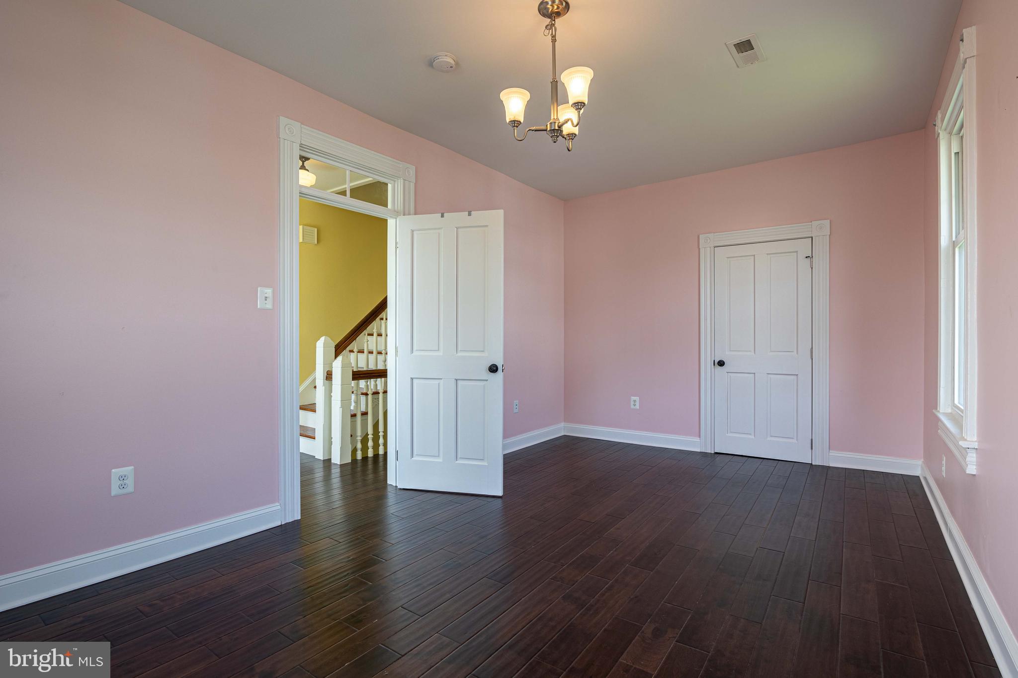 BRUNSWICK - Residential