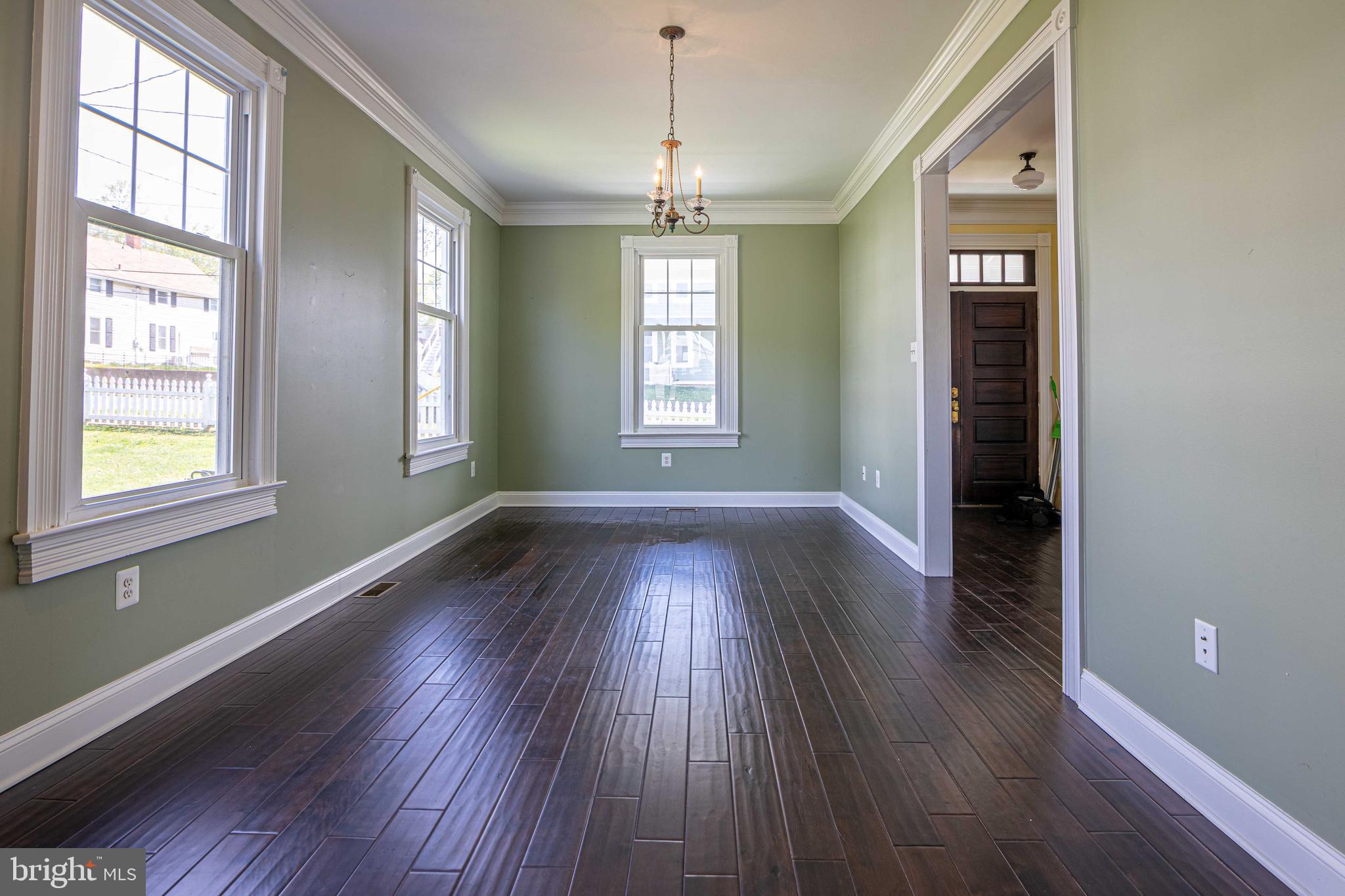 BRUNSWICK - Residential