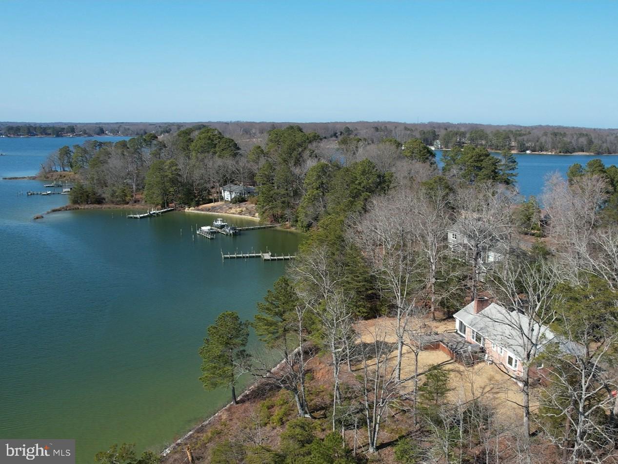 559 LEE DALE DRIVE