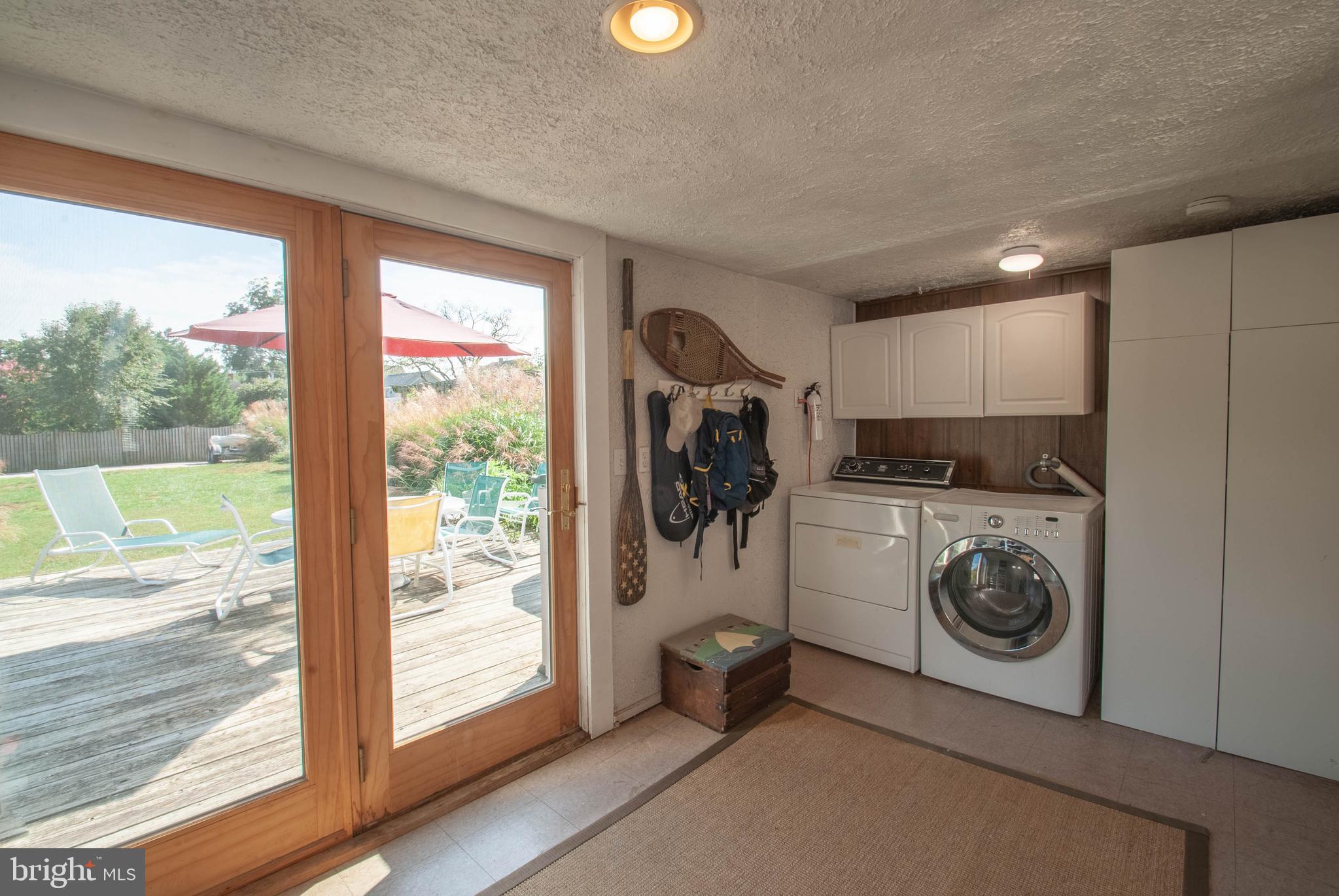 EASTPORT - Commercial Sale