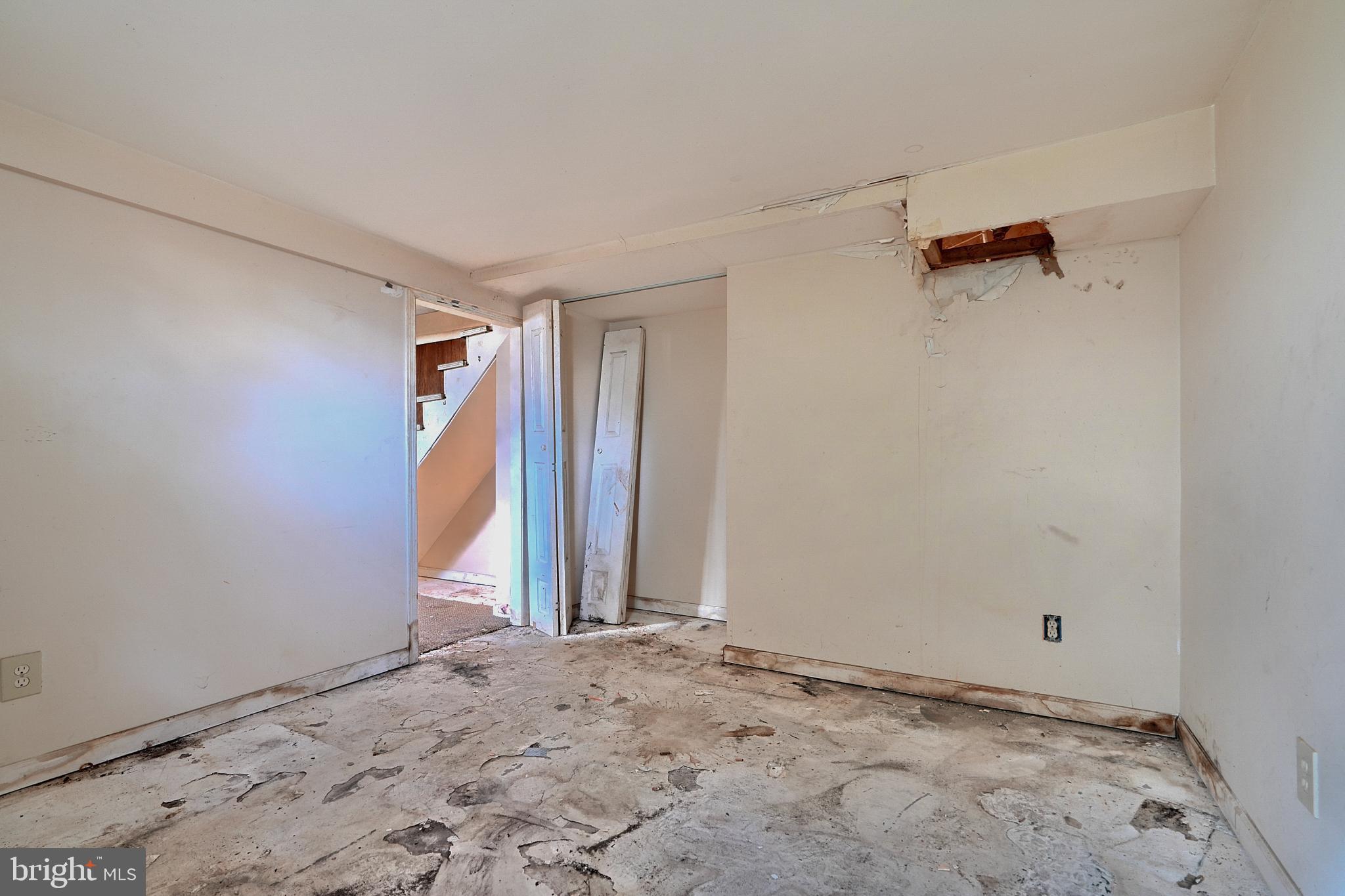 INVERNESS - Residential