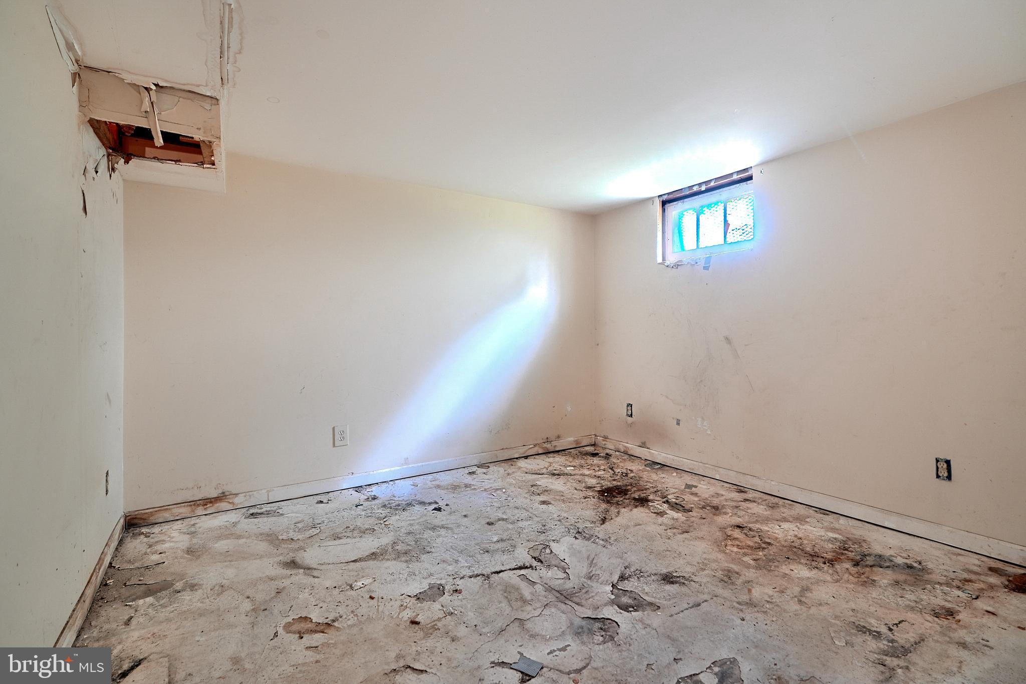 INVERNESS - Residential