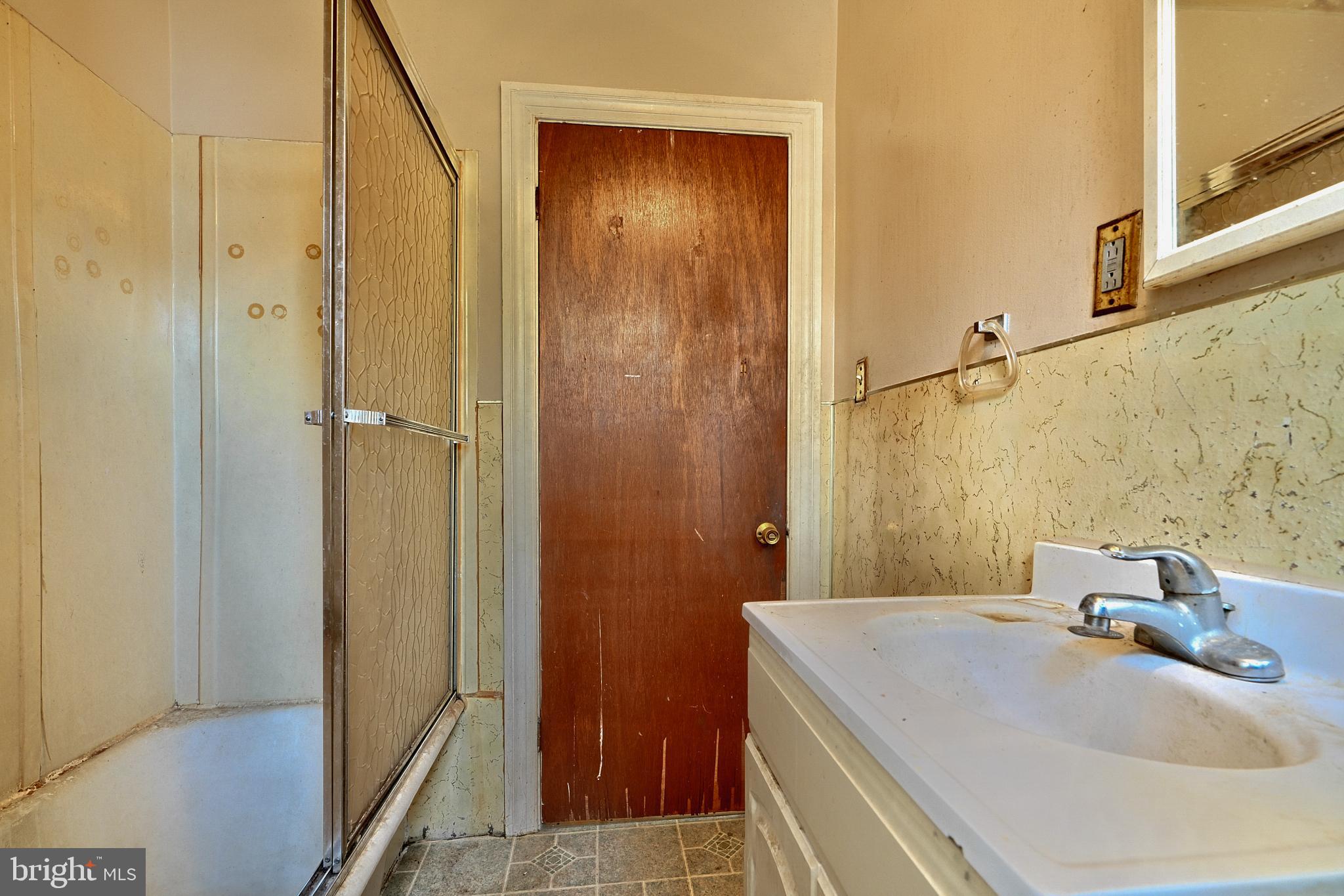 INVERNESS - Residential