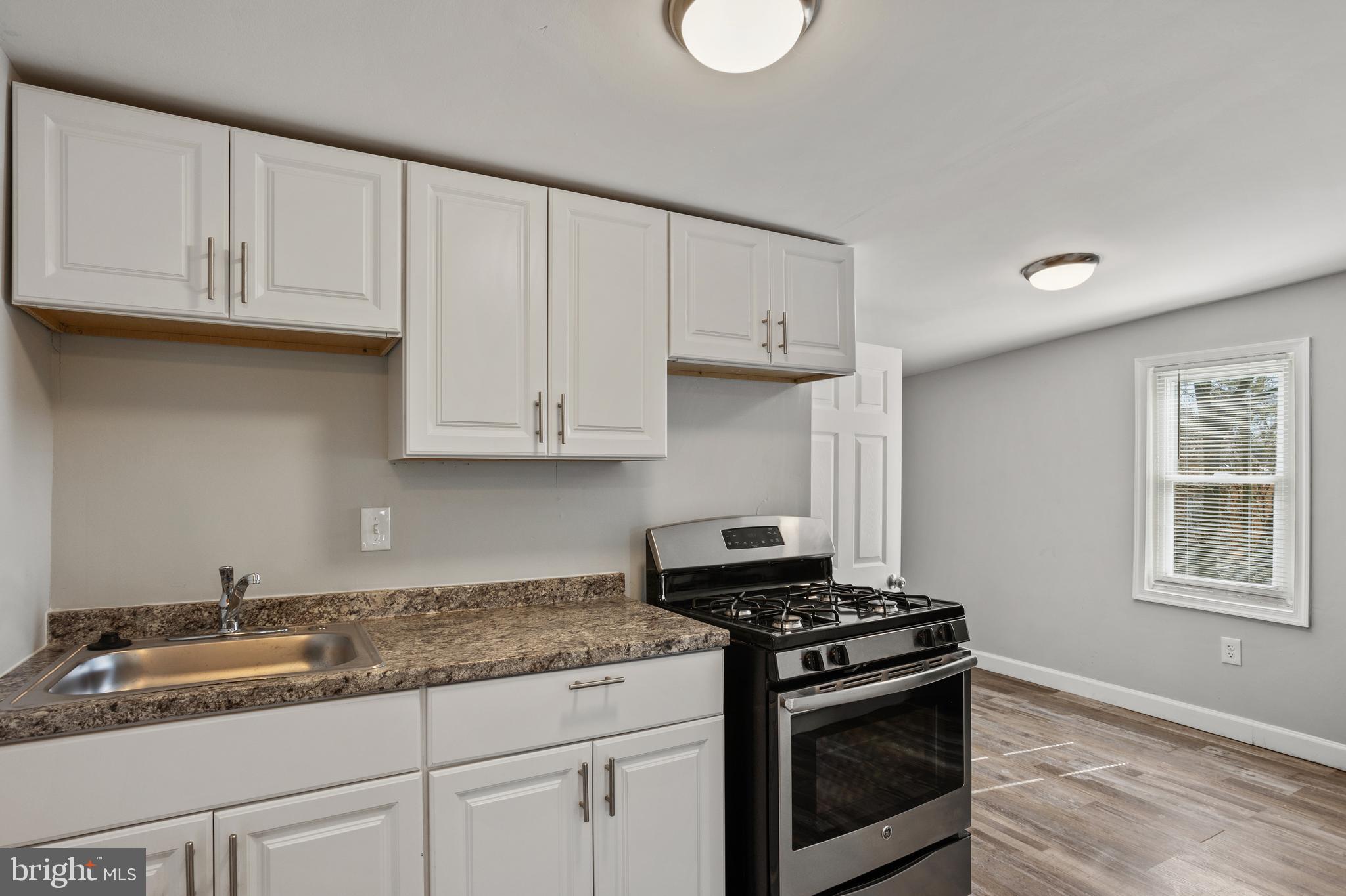 IRVINGTON - Residential Income