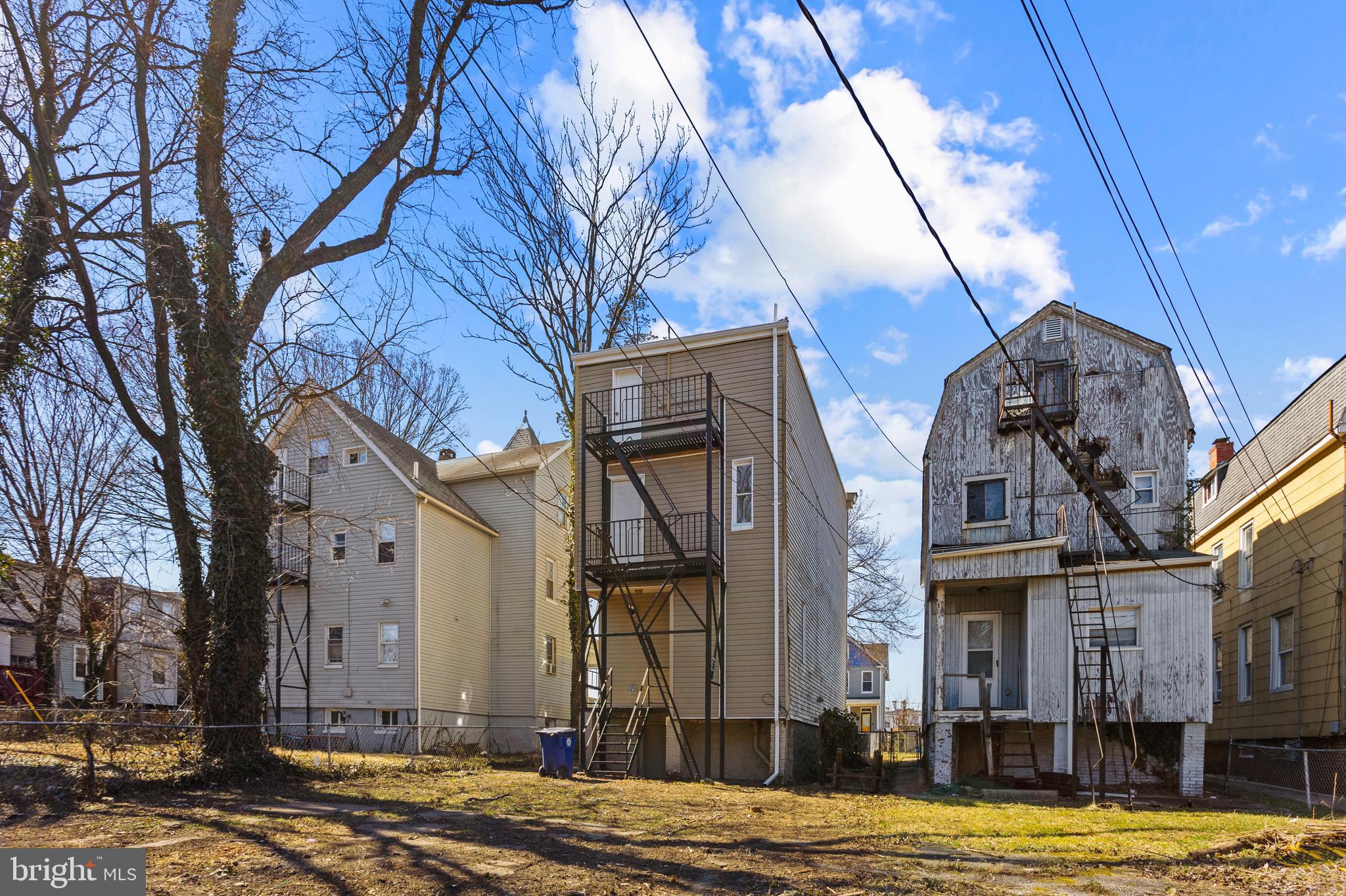 IRVINGTON - Residential Income