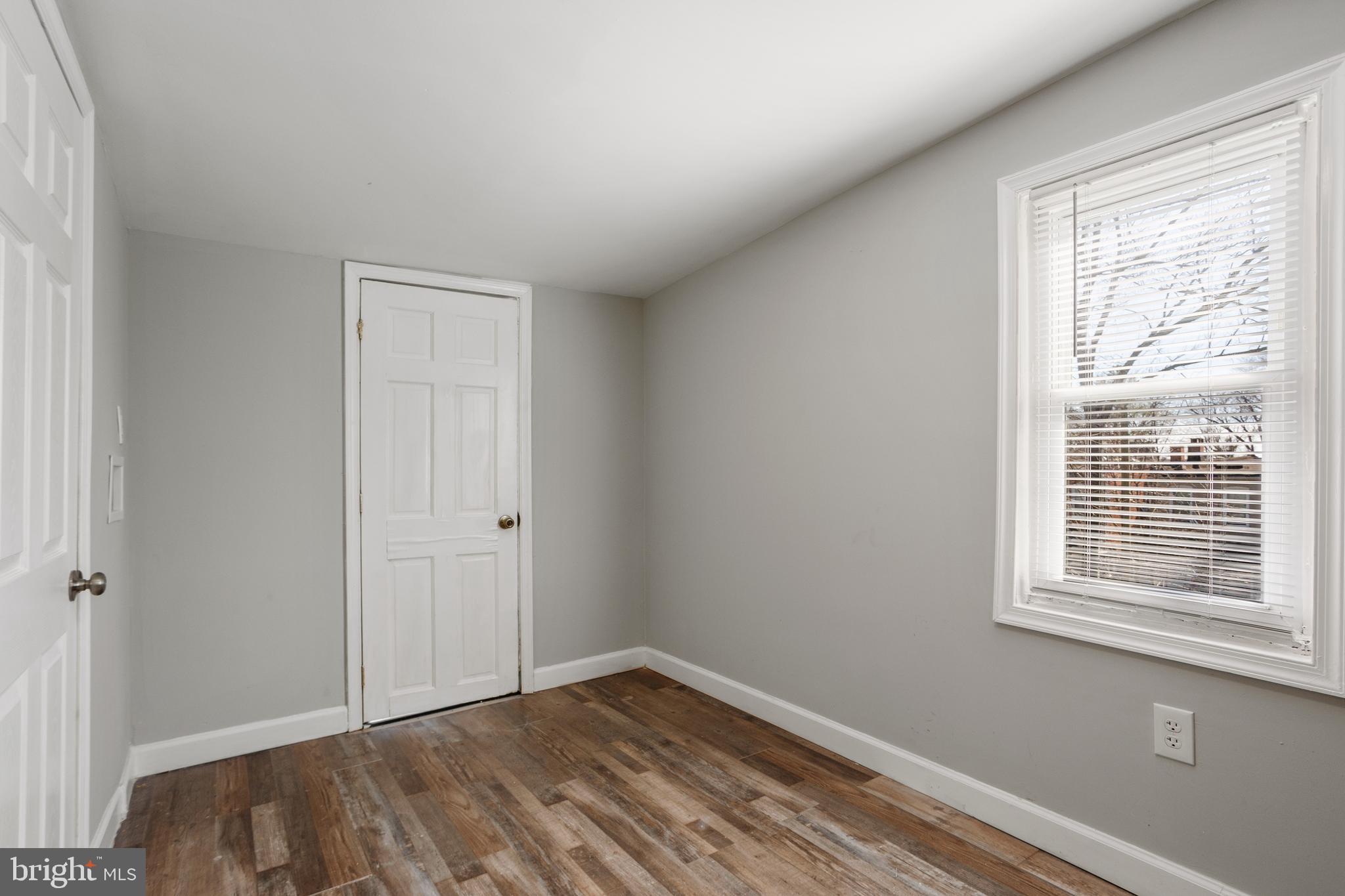 IRVINGTON - Residential Income