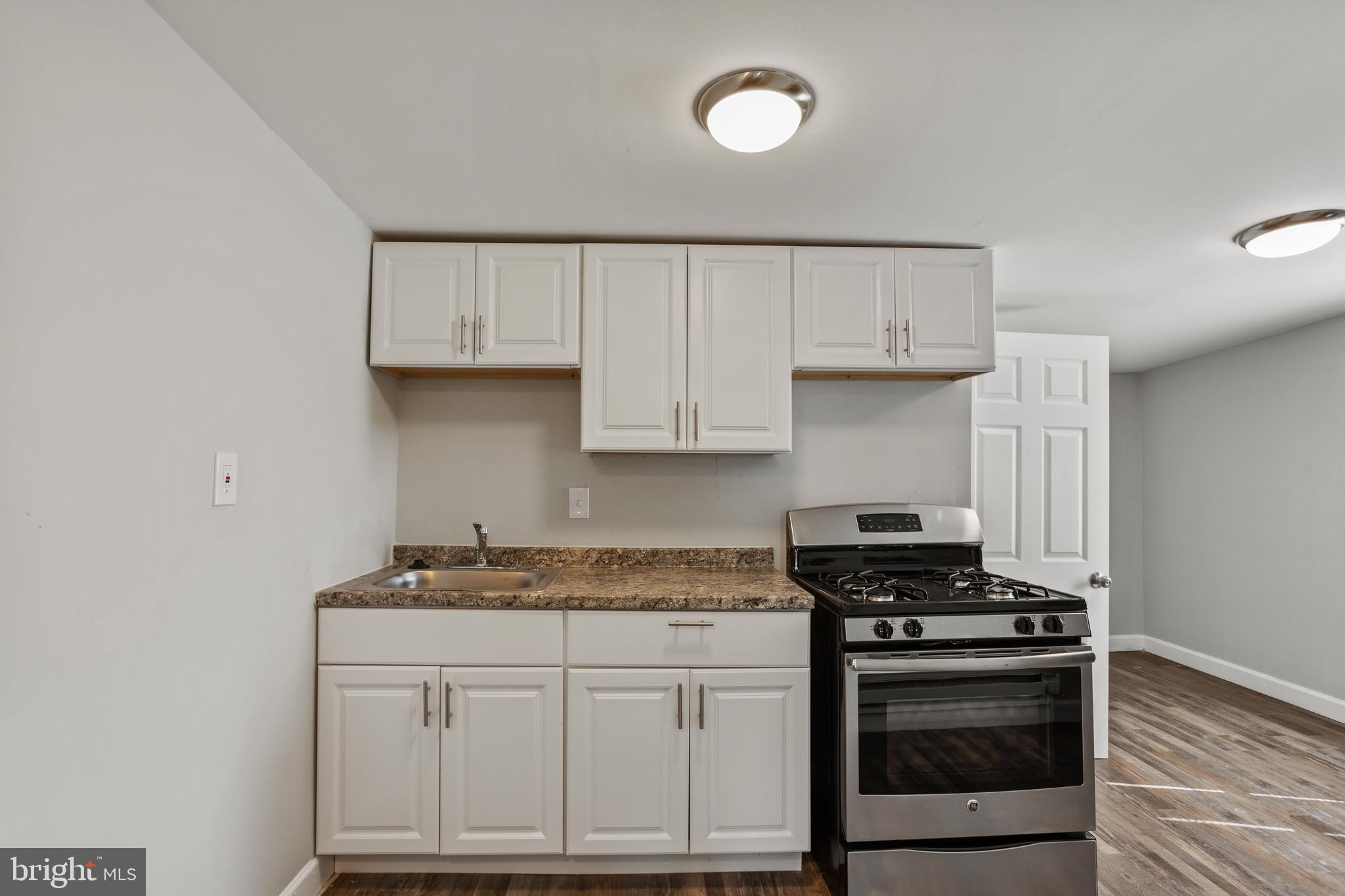 IRVINGTON - Residential Income