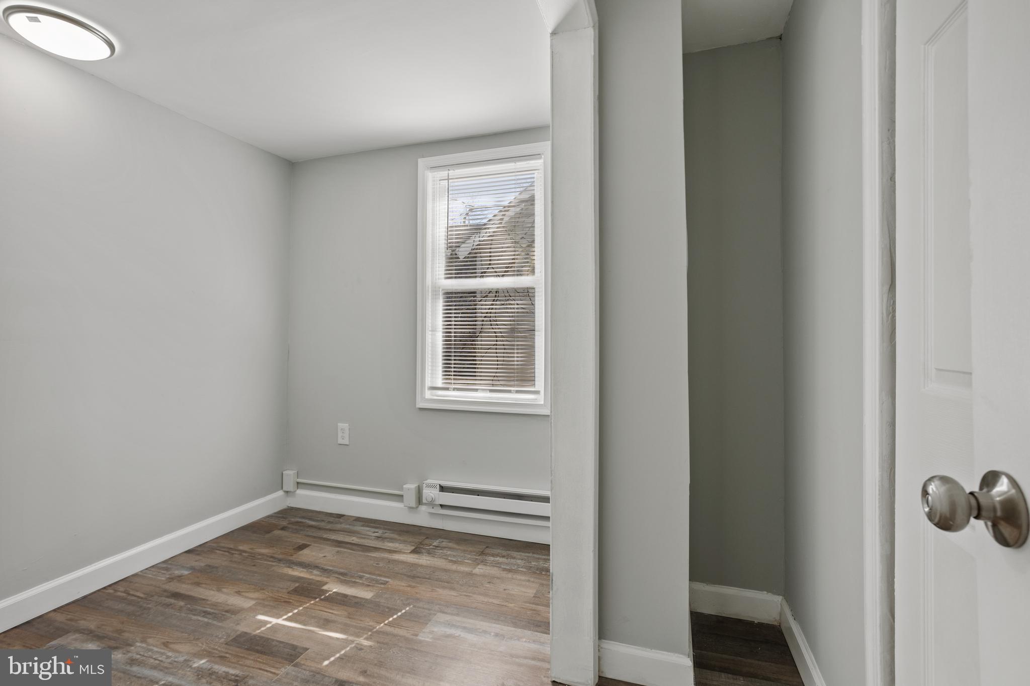 IRVINGTON - Residential Income