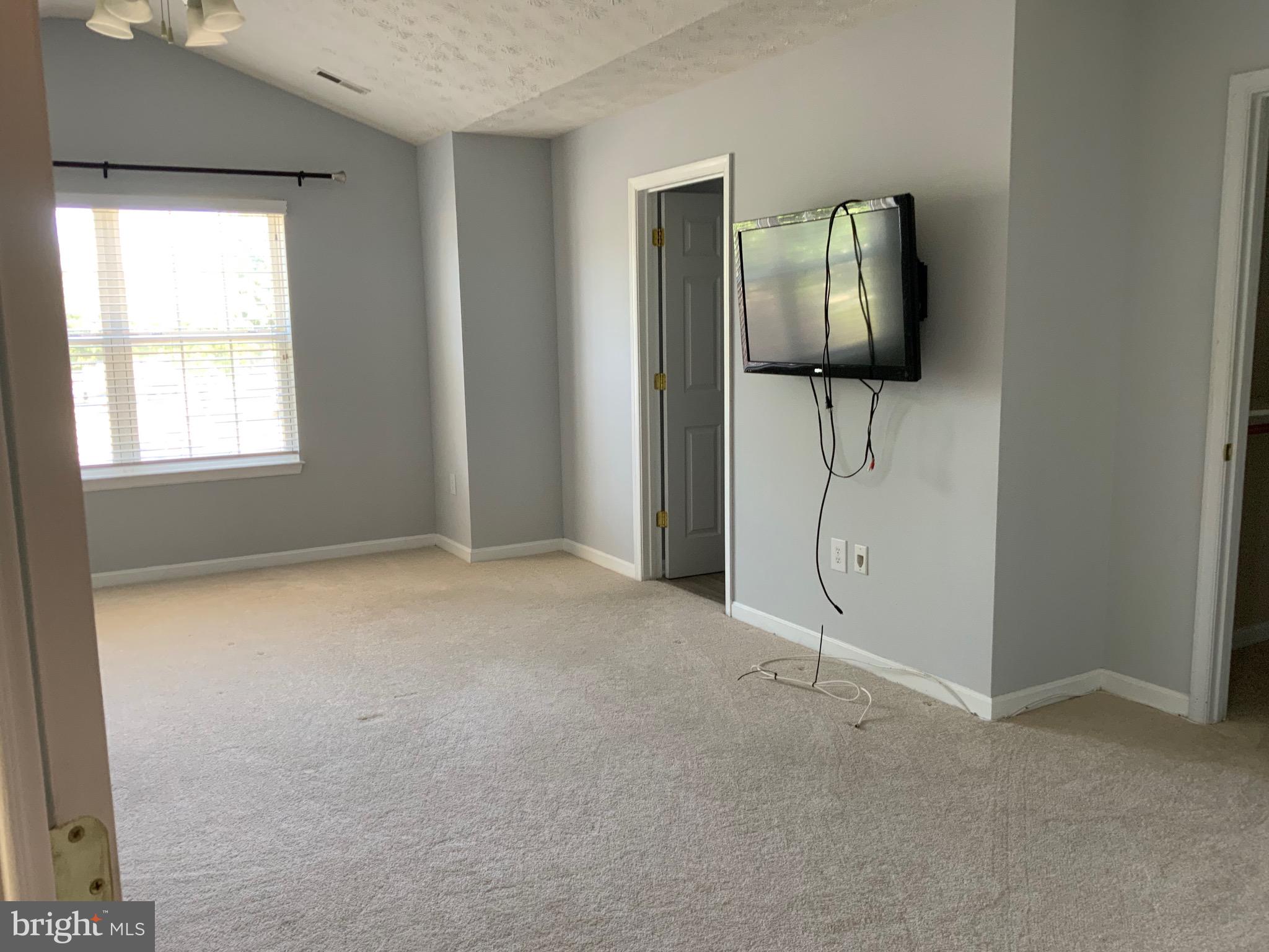 SHEFFIELD - Residential Lease