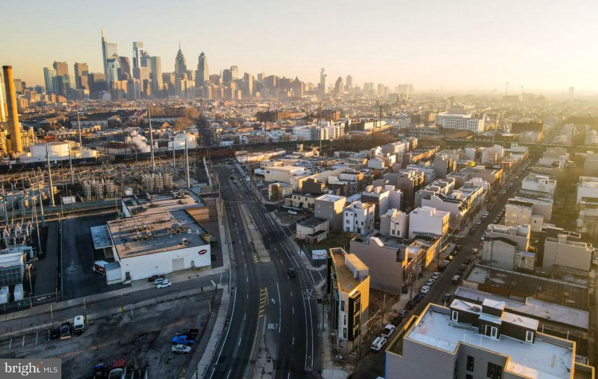 GRAYS FERRY - Commercial Sale