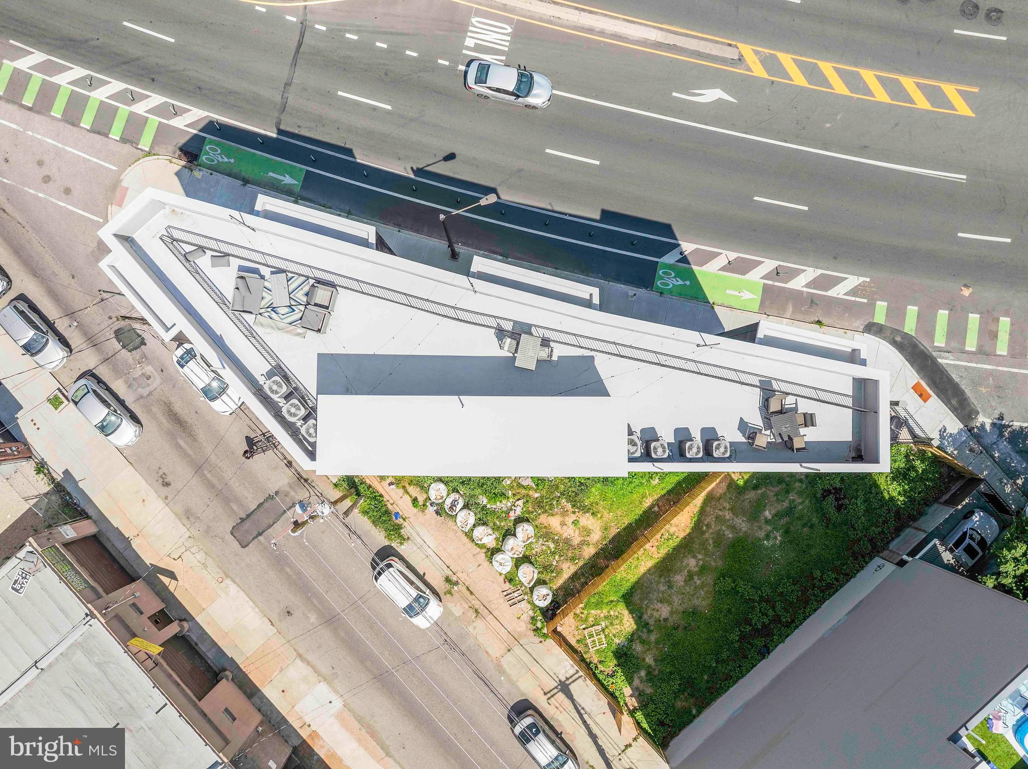 GRAYS FERRY - Commercial Sale