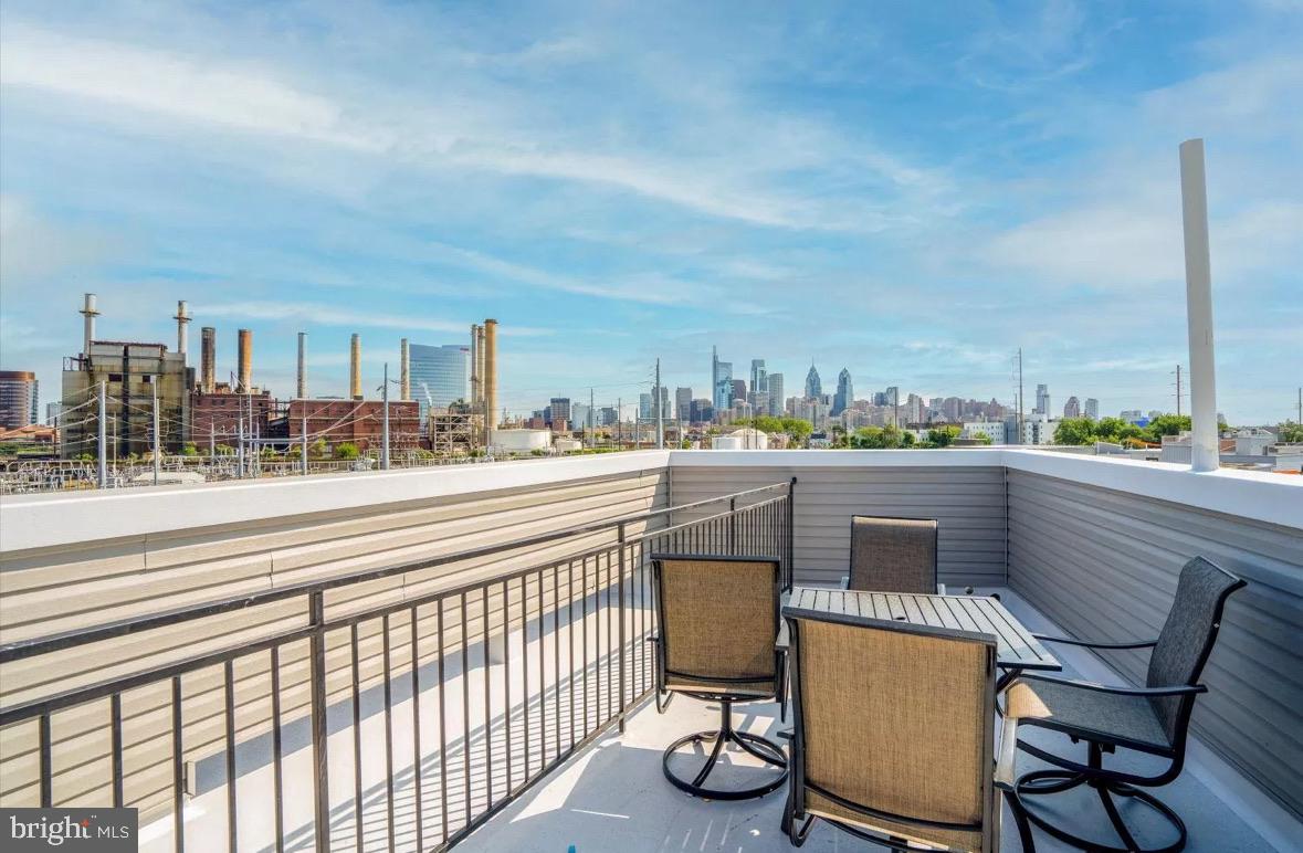 GRAYS FERRY - Commercial Sale