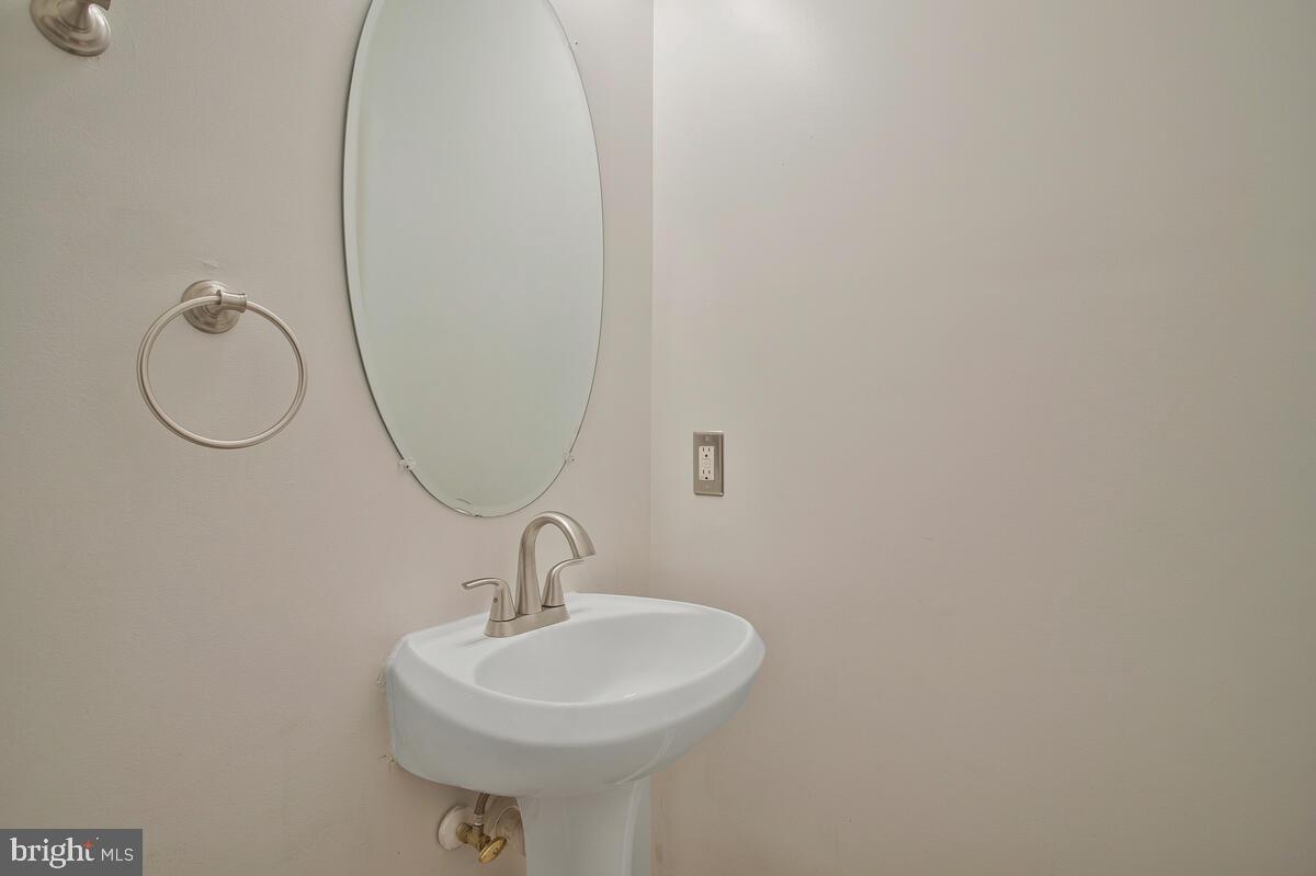 DISNEY ESTATES - Residential