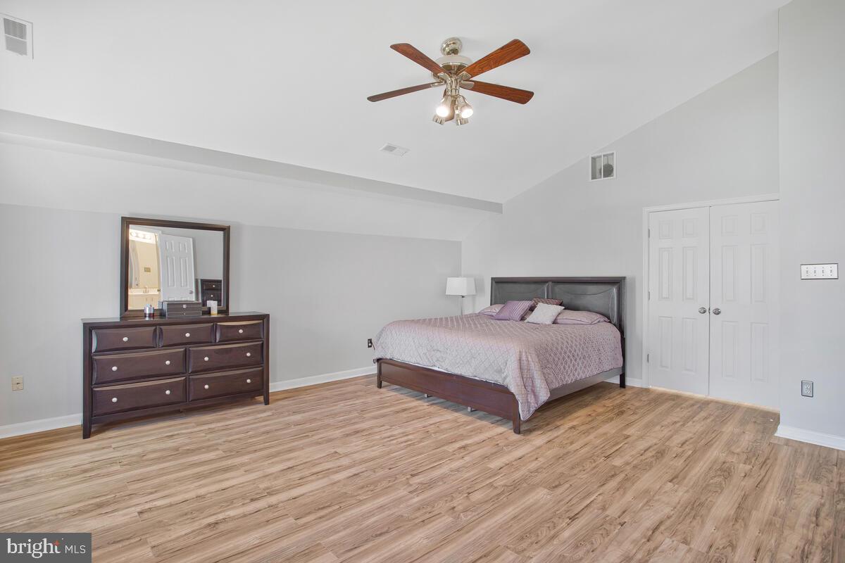 DISNEY ESTATES - Residential