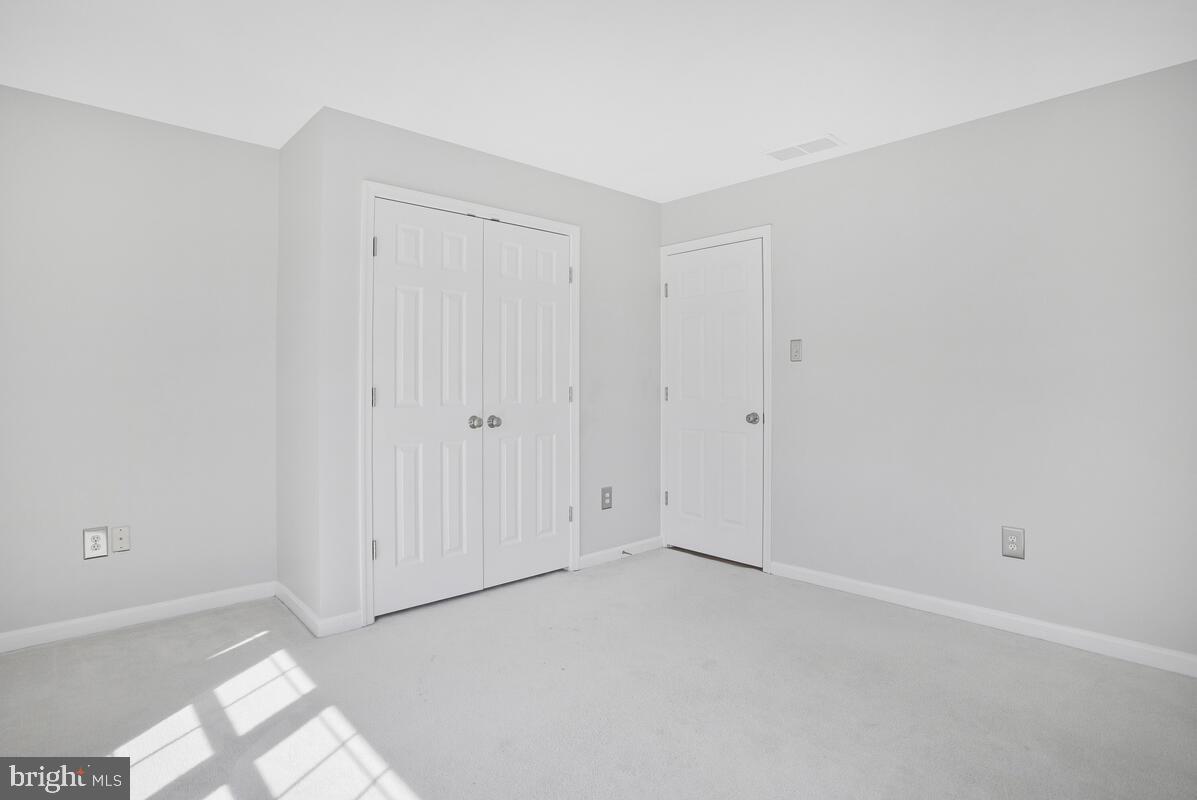 DISNEY ESTATES - Residential