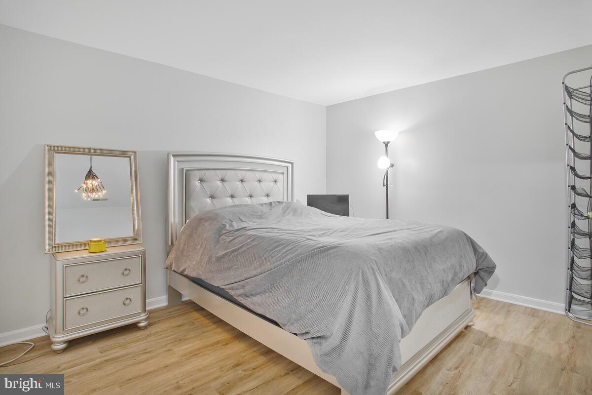 DISNEY ESTATES - Residential