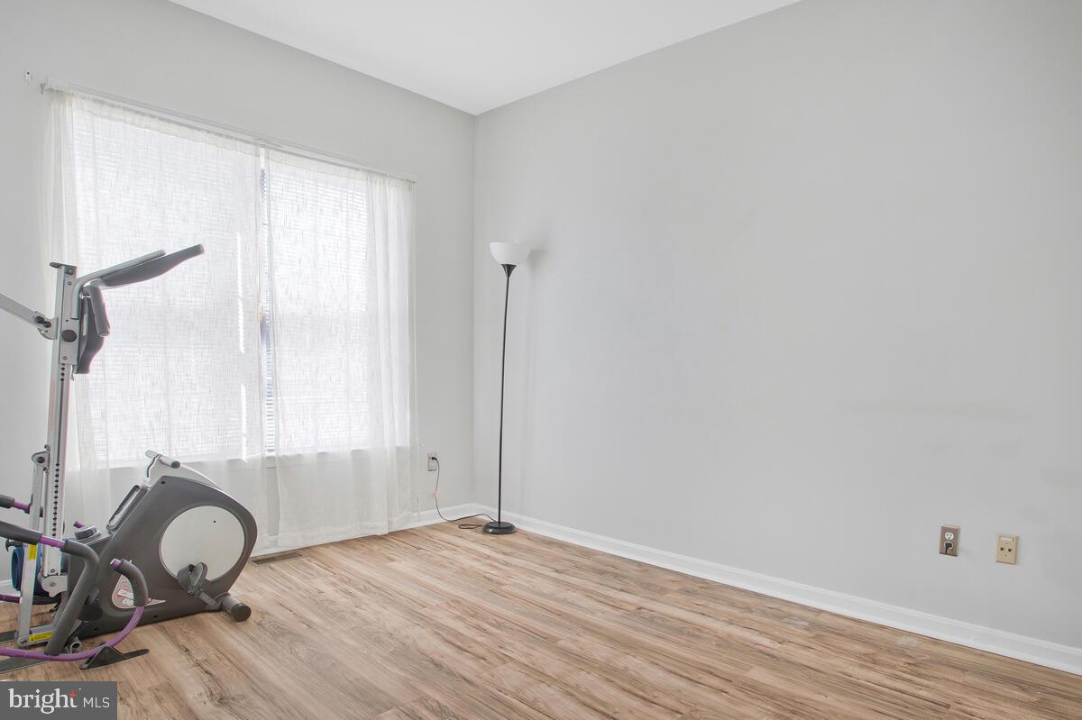 DISNEY ESTATES - Residential