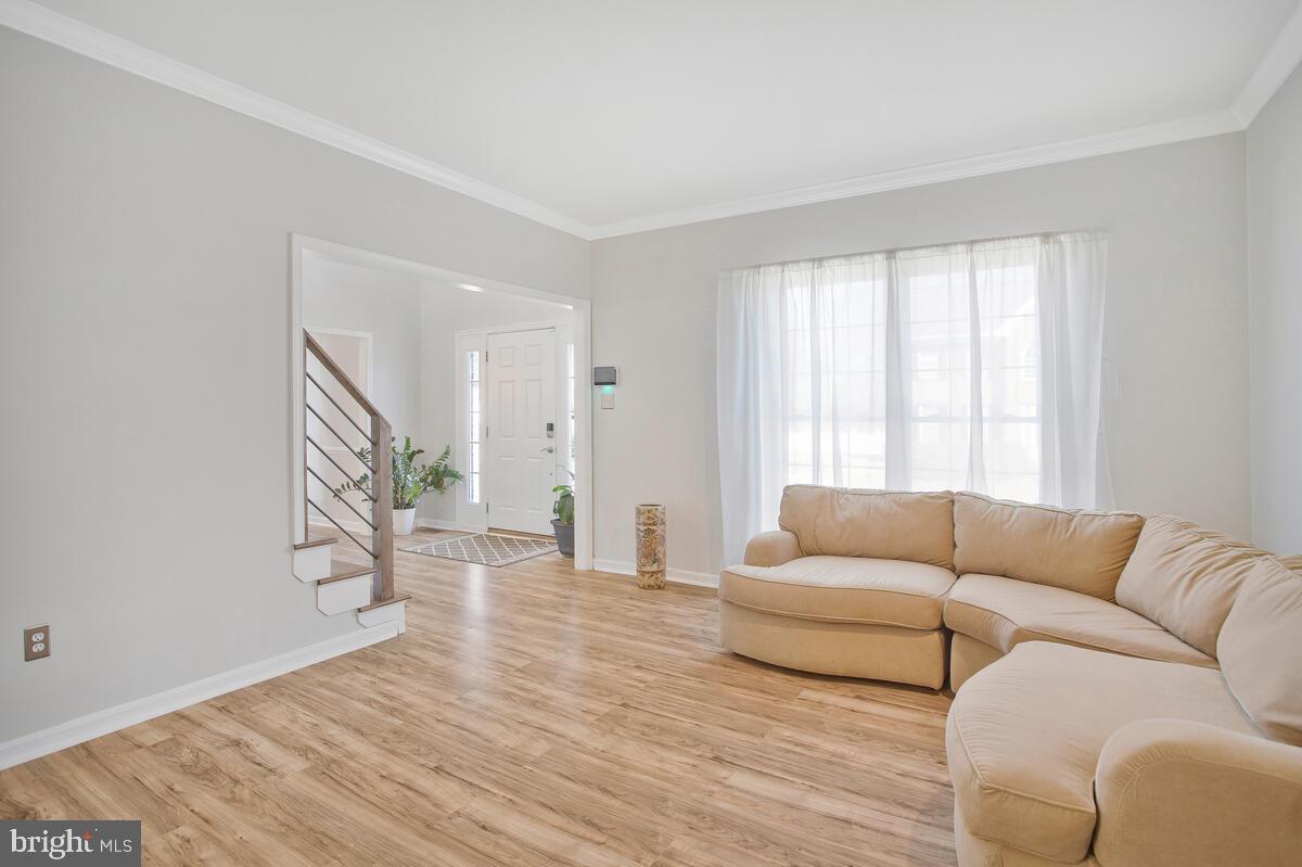 DISNEY ESTATES - Residential