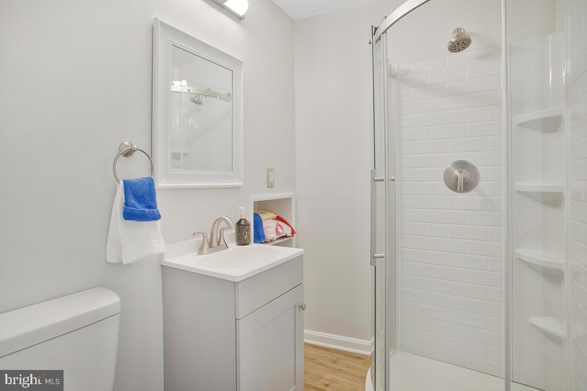 DISNEY ESTATES - Residential