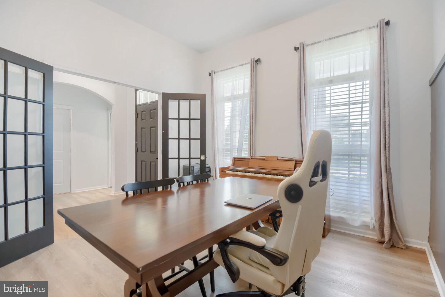 BOLTON HILL - Residential