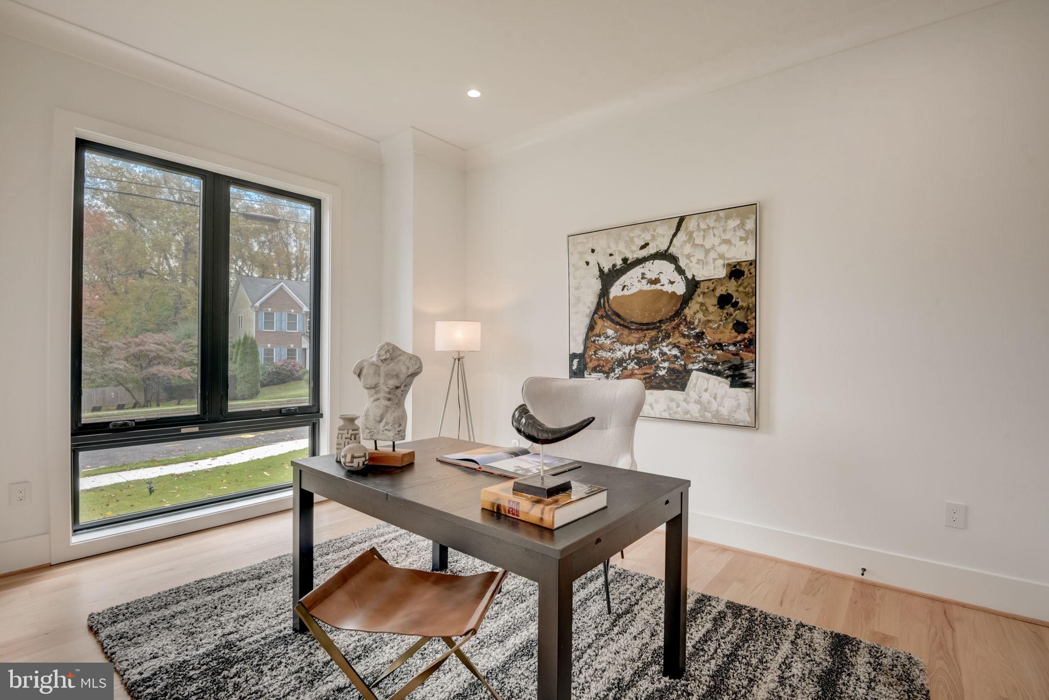 VIENNA WOODS - Residential