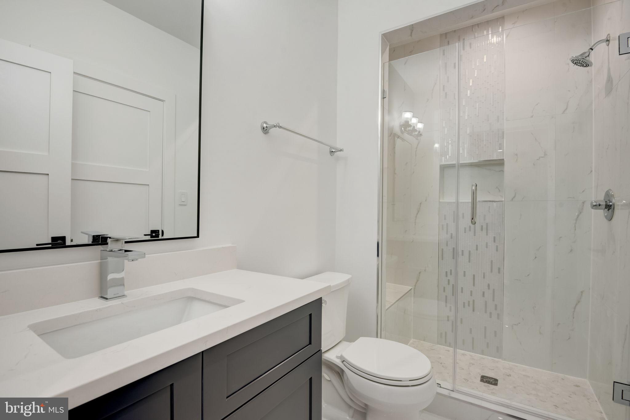 VIENNA WOODS - Residential