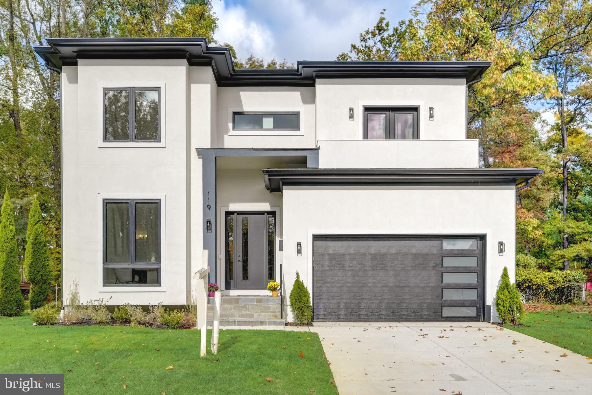 VIENNA WOODS - Residential