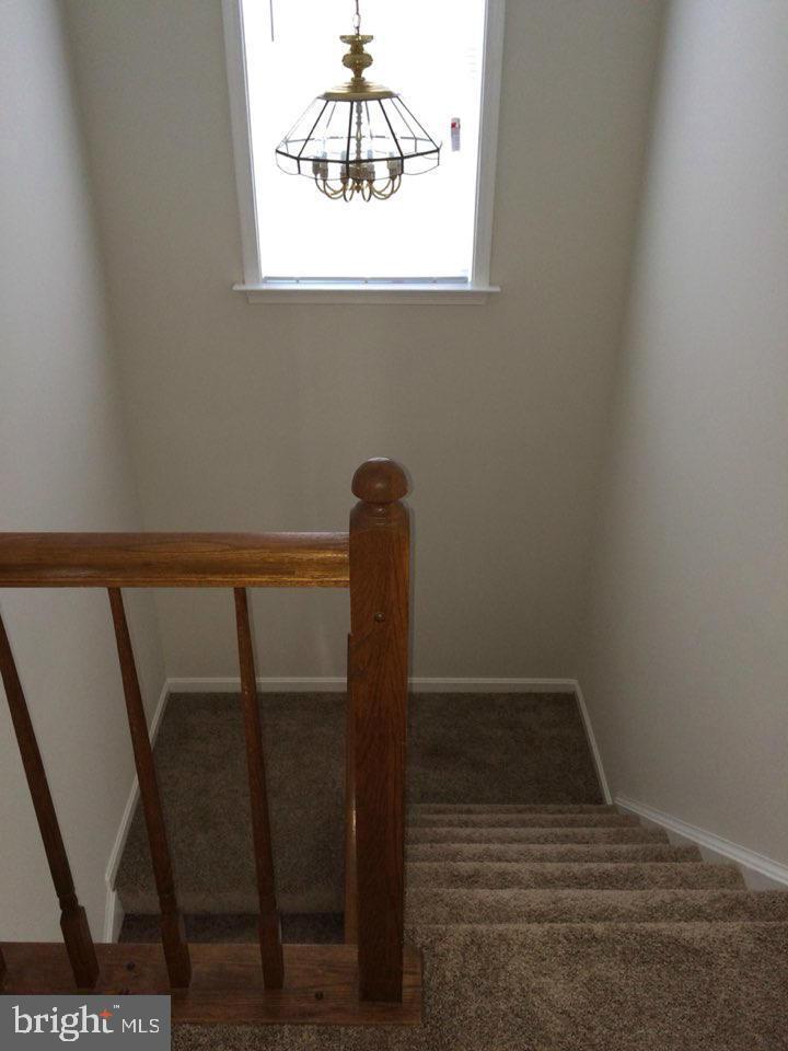 KEENE MILL OVERLOOK - Residential Lease