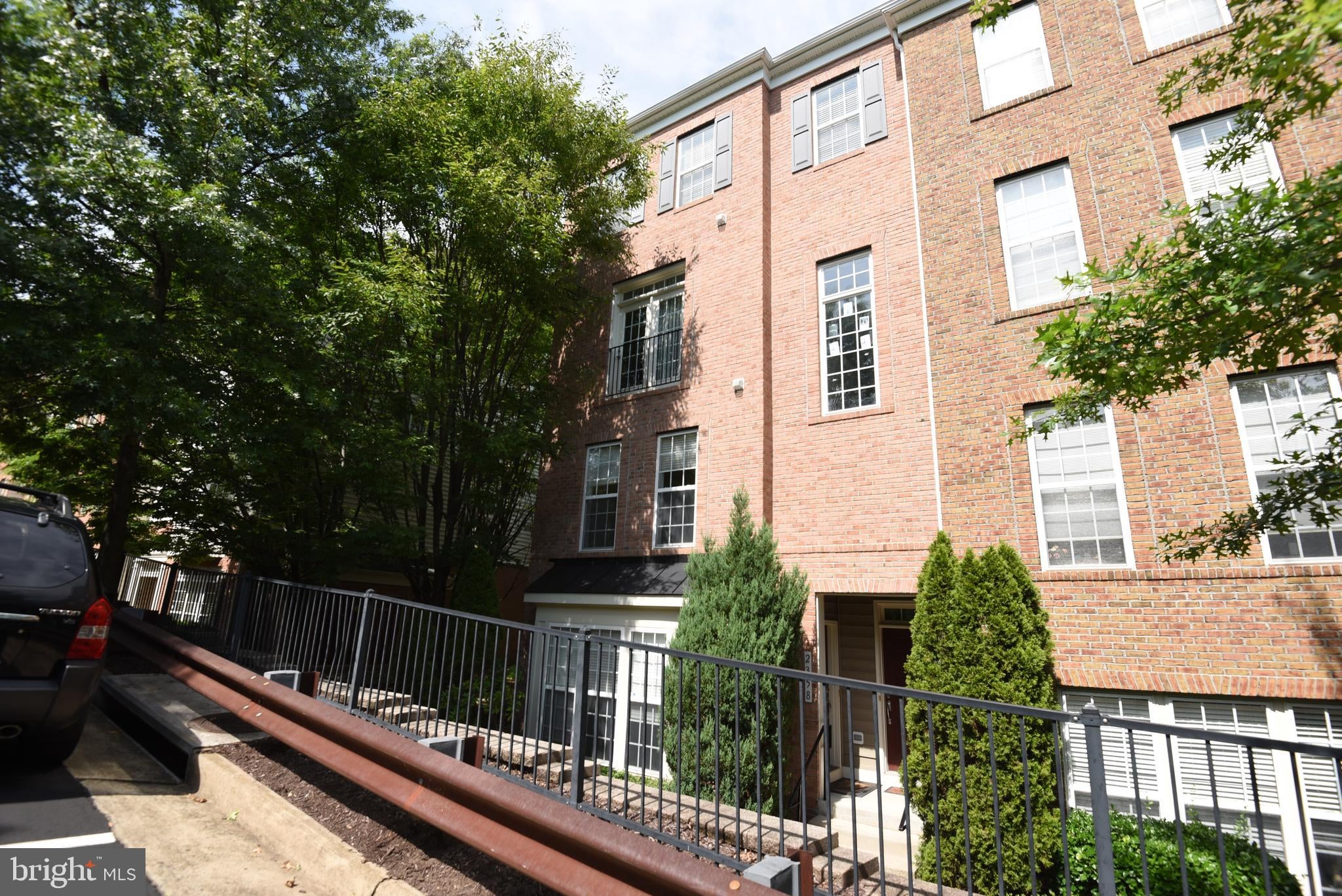 2358 MERSEYSIDE DRIVE