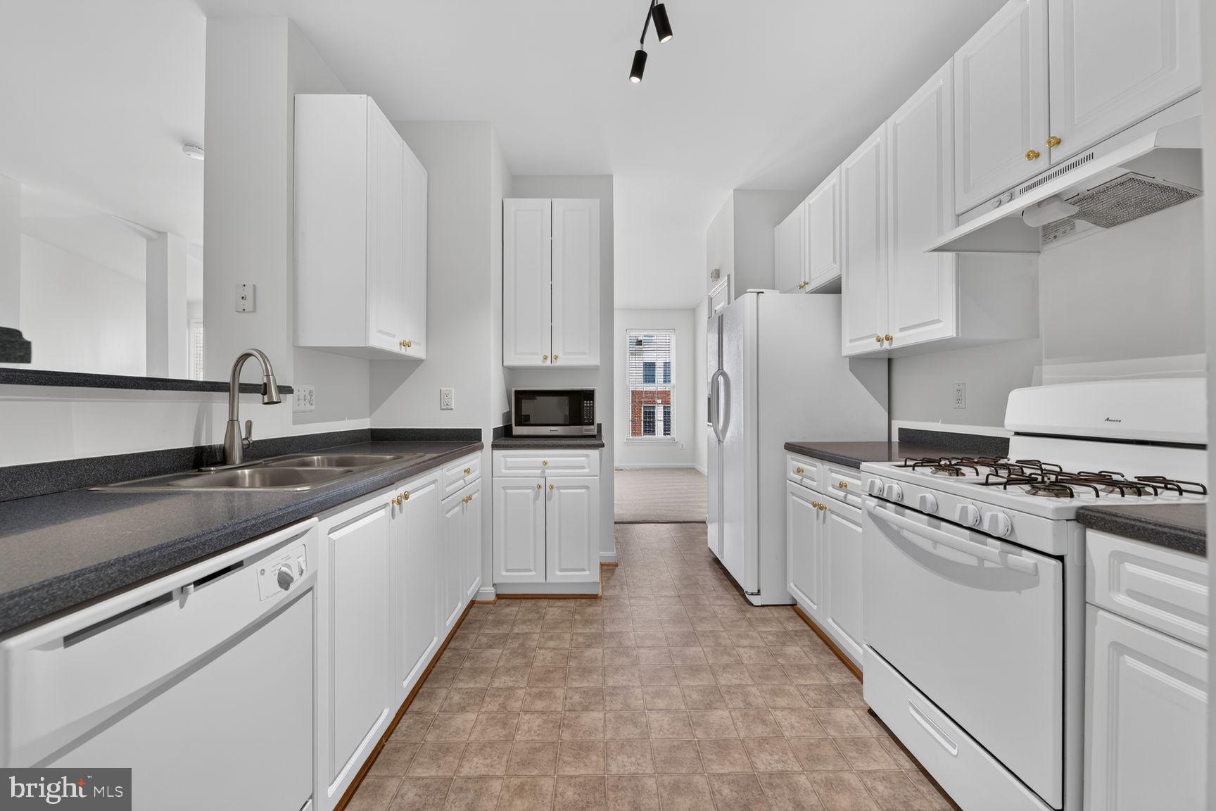 46183 CECIL TERRACE