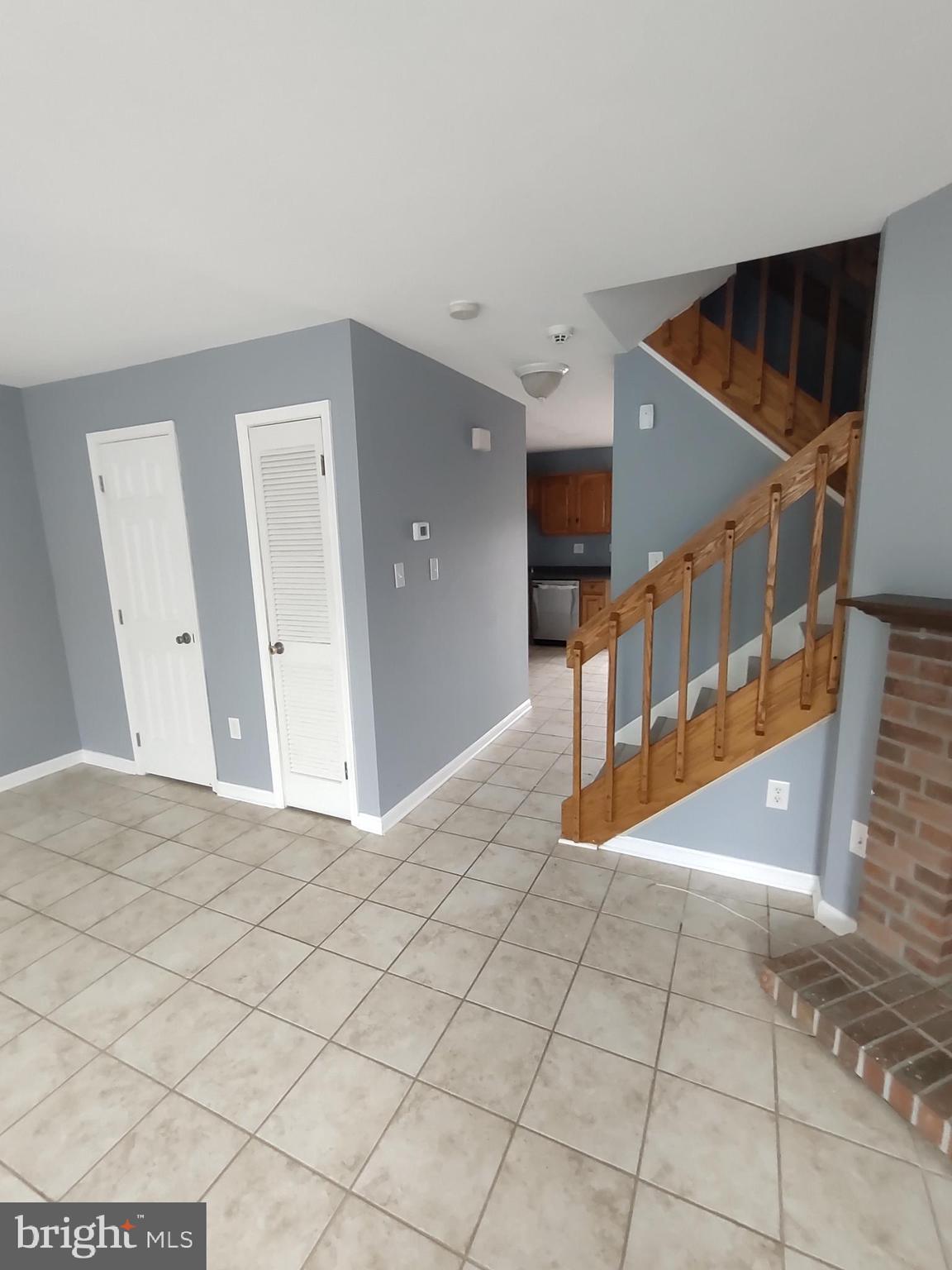 ACTON VILLAGE - Residential Lease