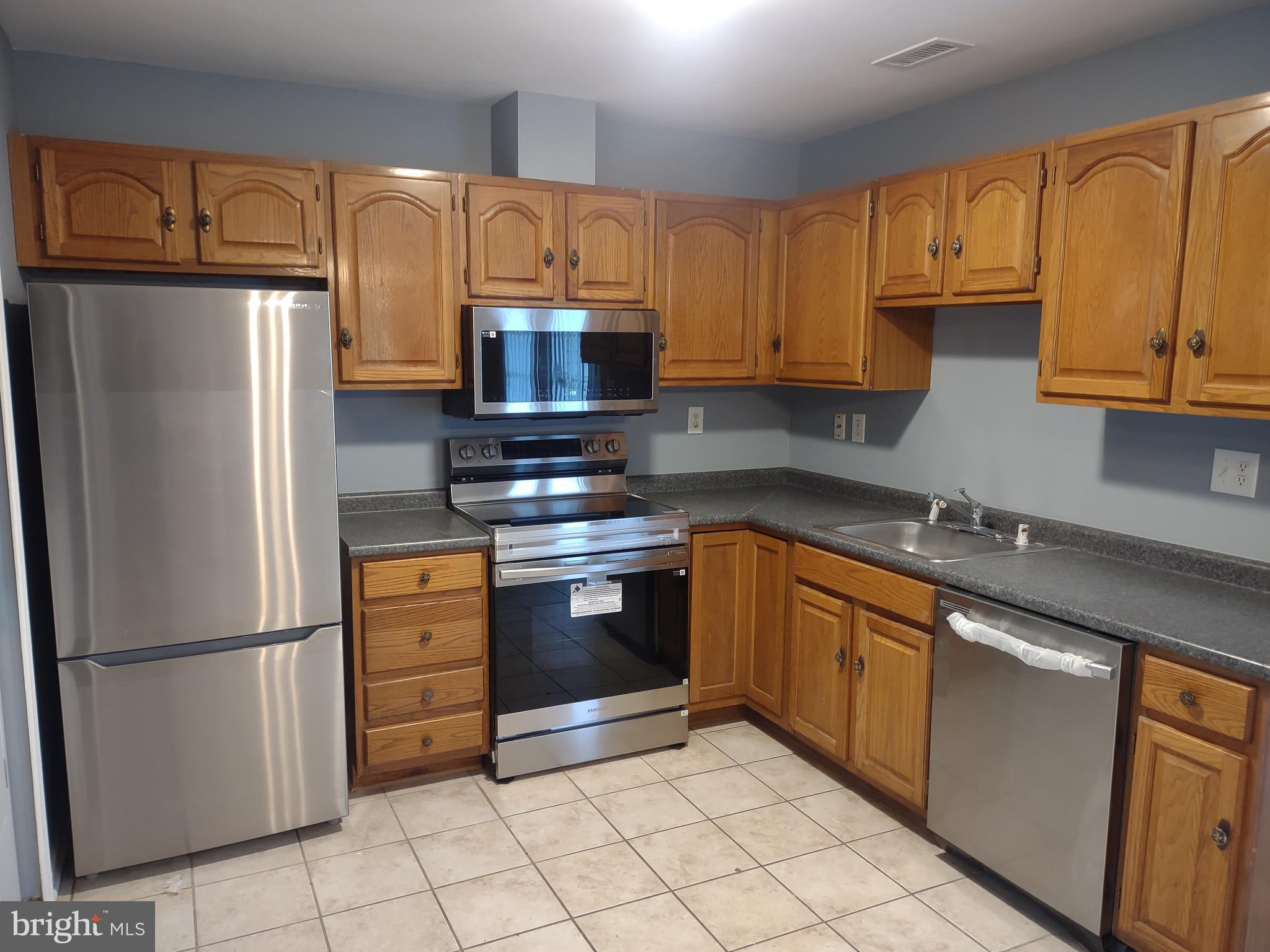 ACTON VILLAGE - Residential Lease