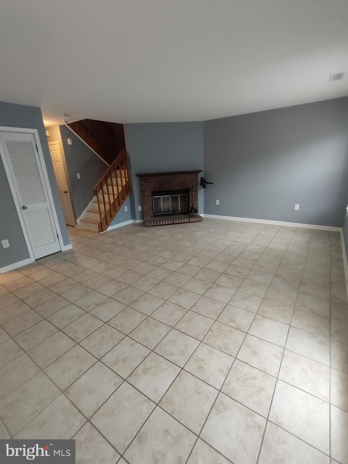 ACTON VILLAGE - Residential Lease