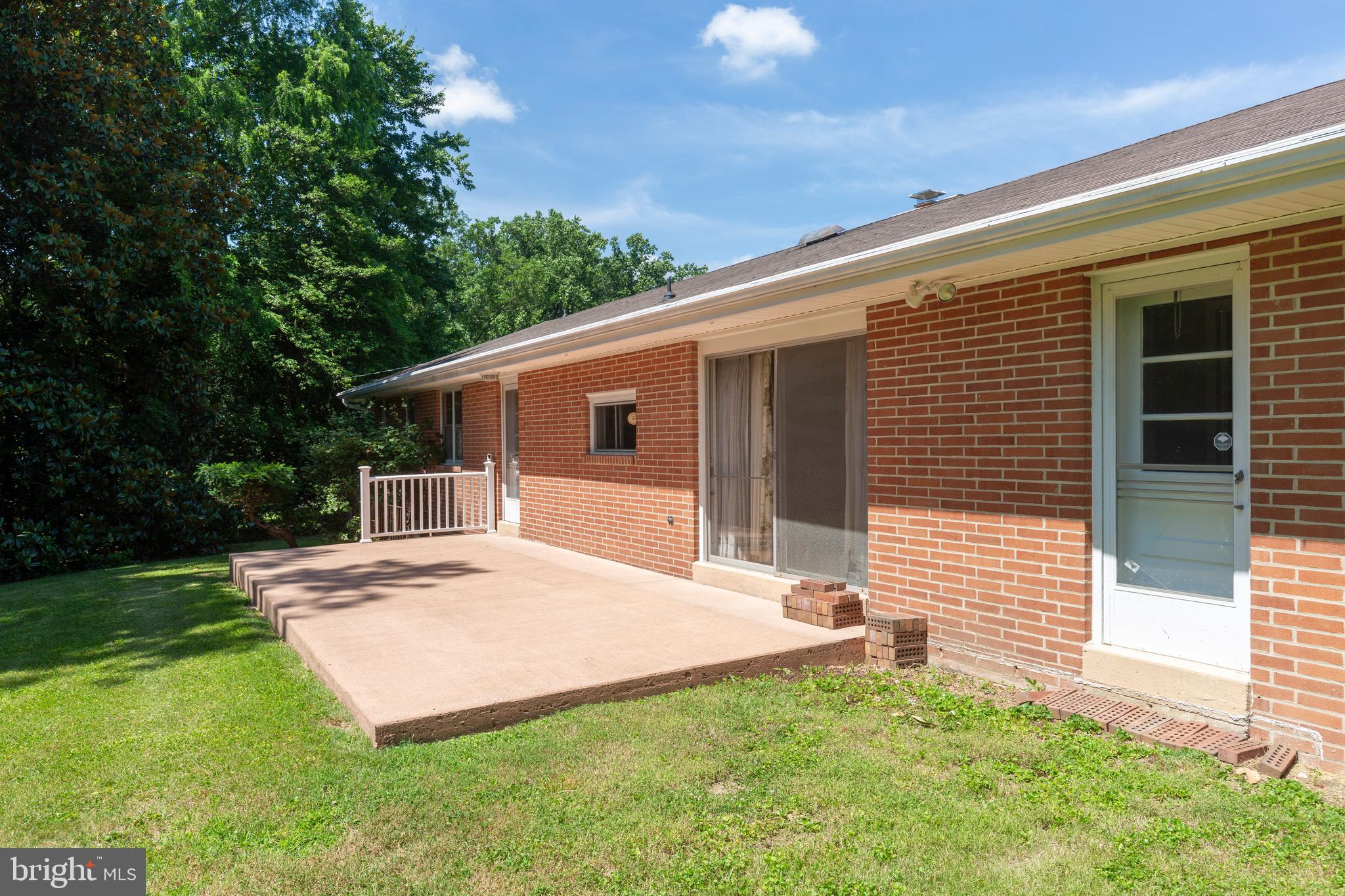 WILTON FARM ACRES - Residential