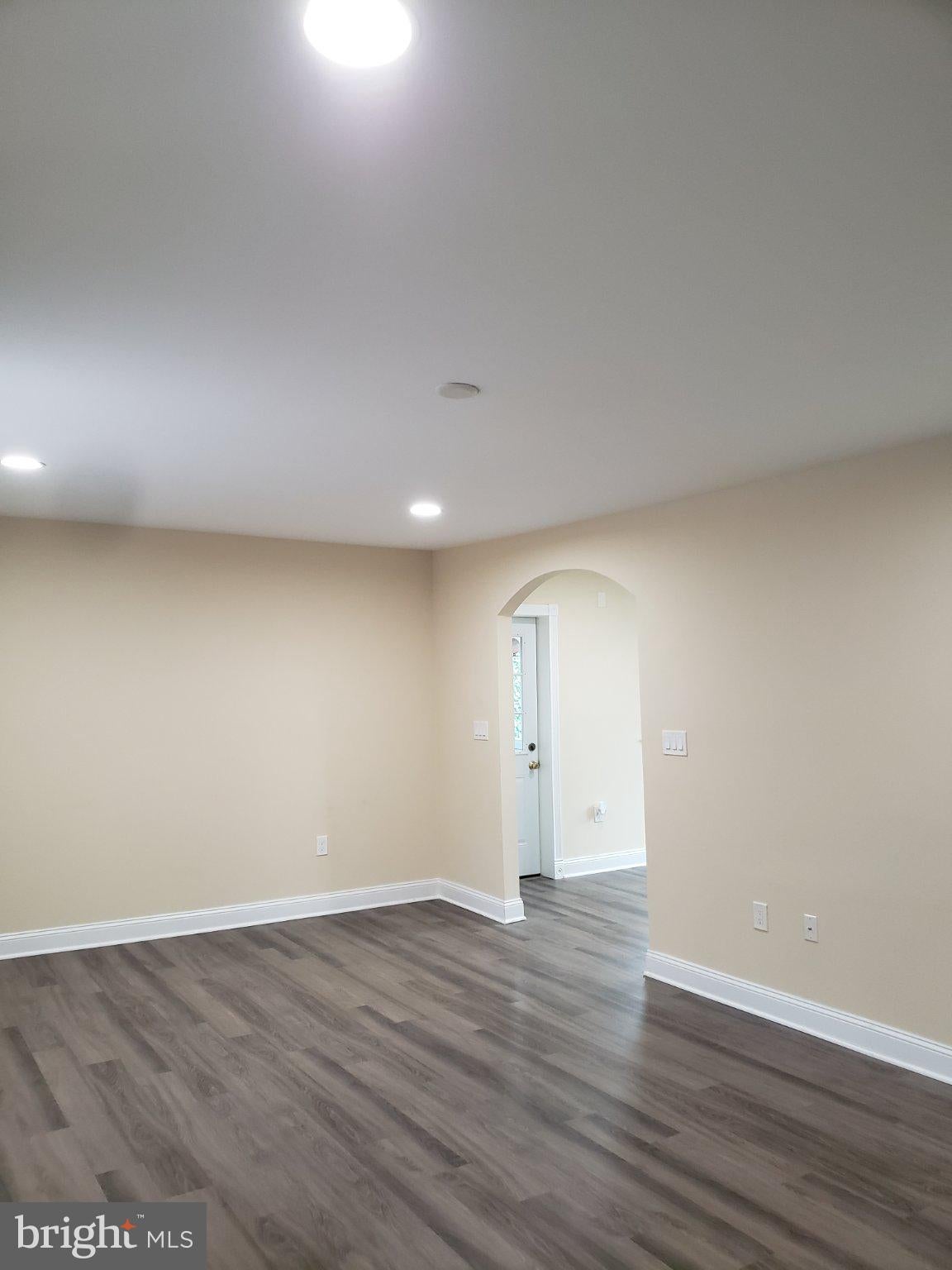 1609 LEE ROAD